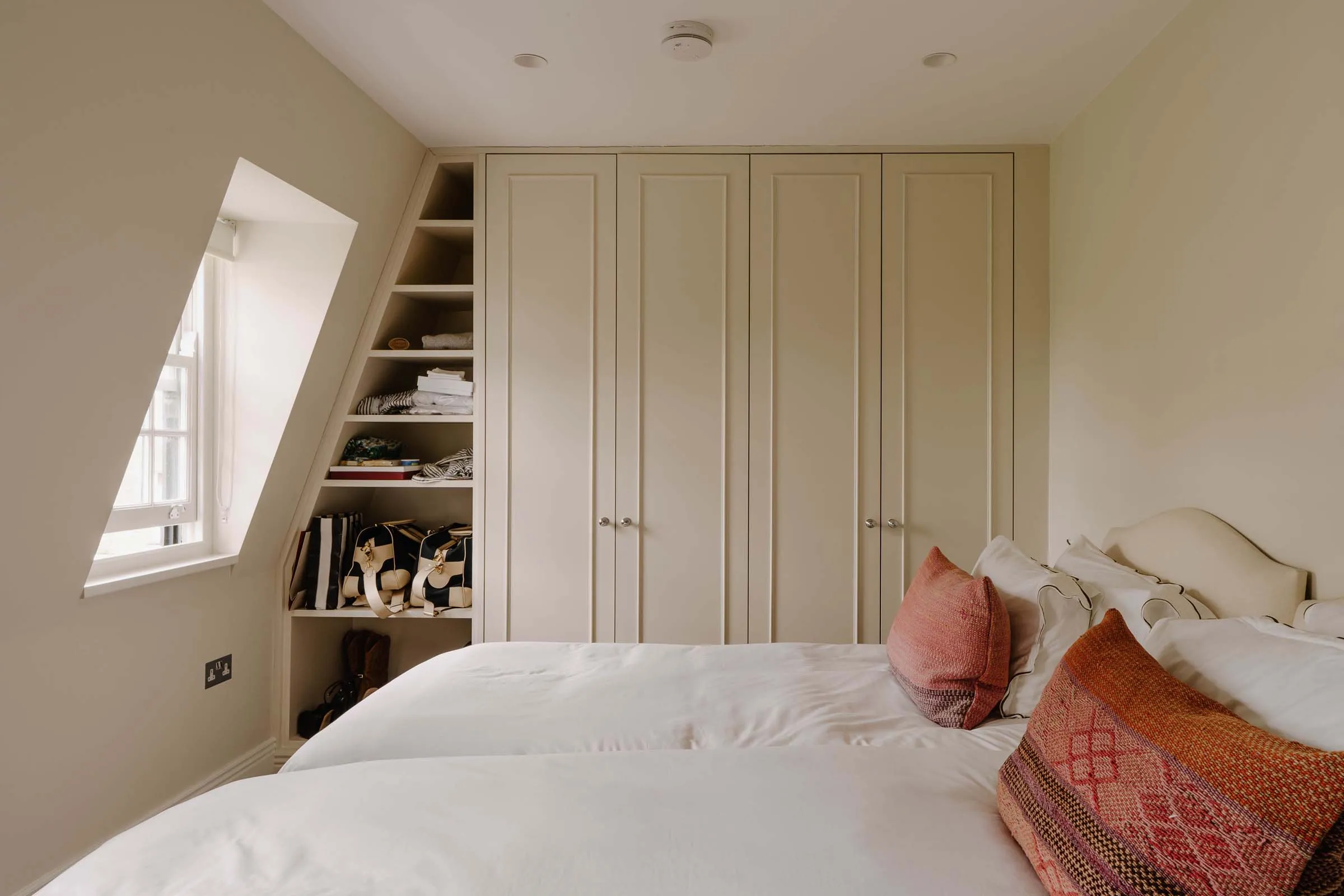Domus-Stay-House-Mews-For-Rent-Boyne-Terrace (67)