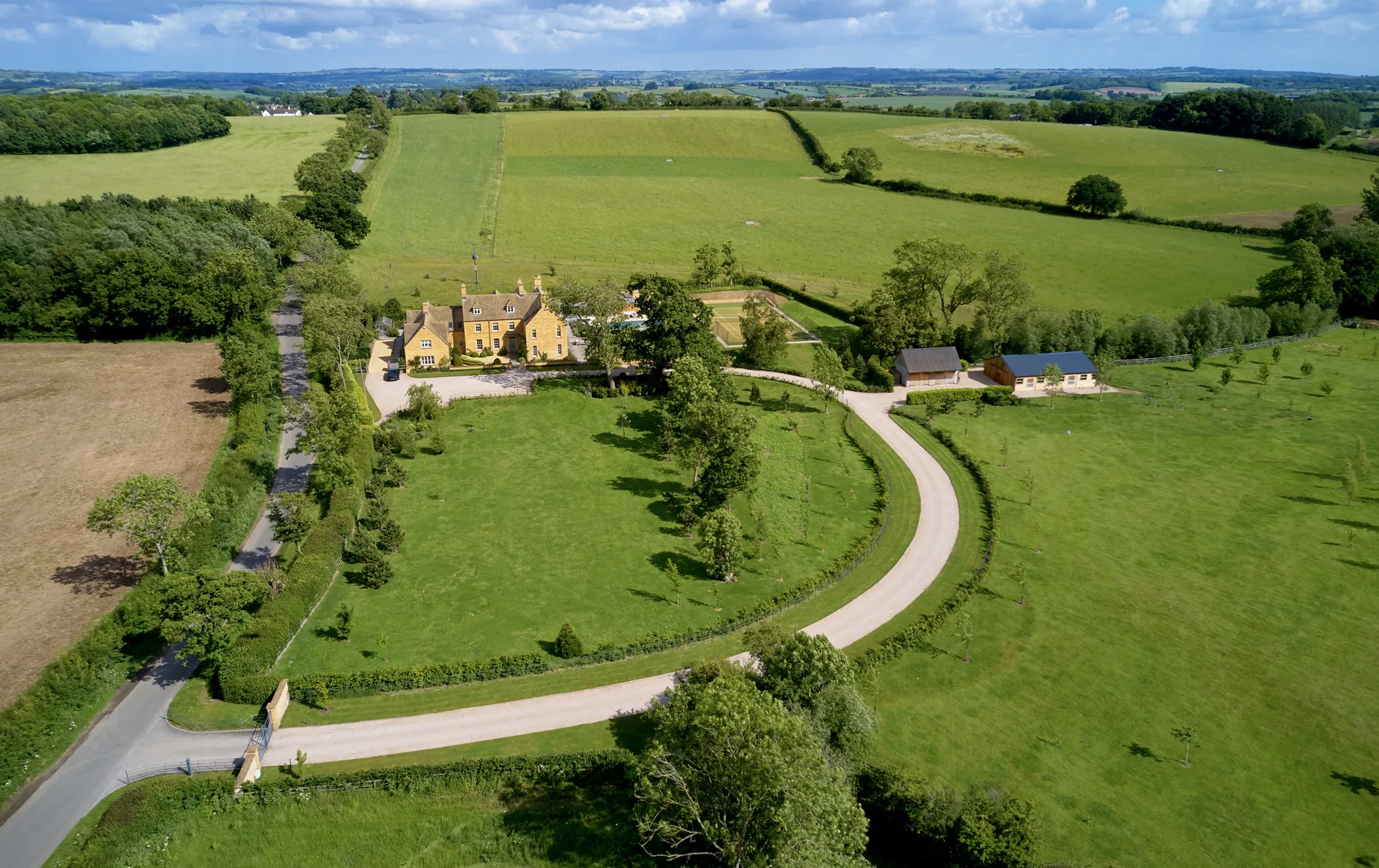 Domus-Stay-House-To-Rent-Cotswolds-Blakemore-Farm (11)