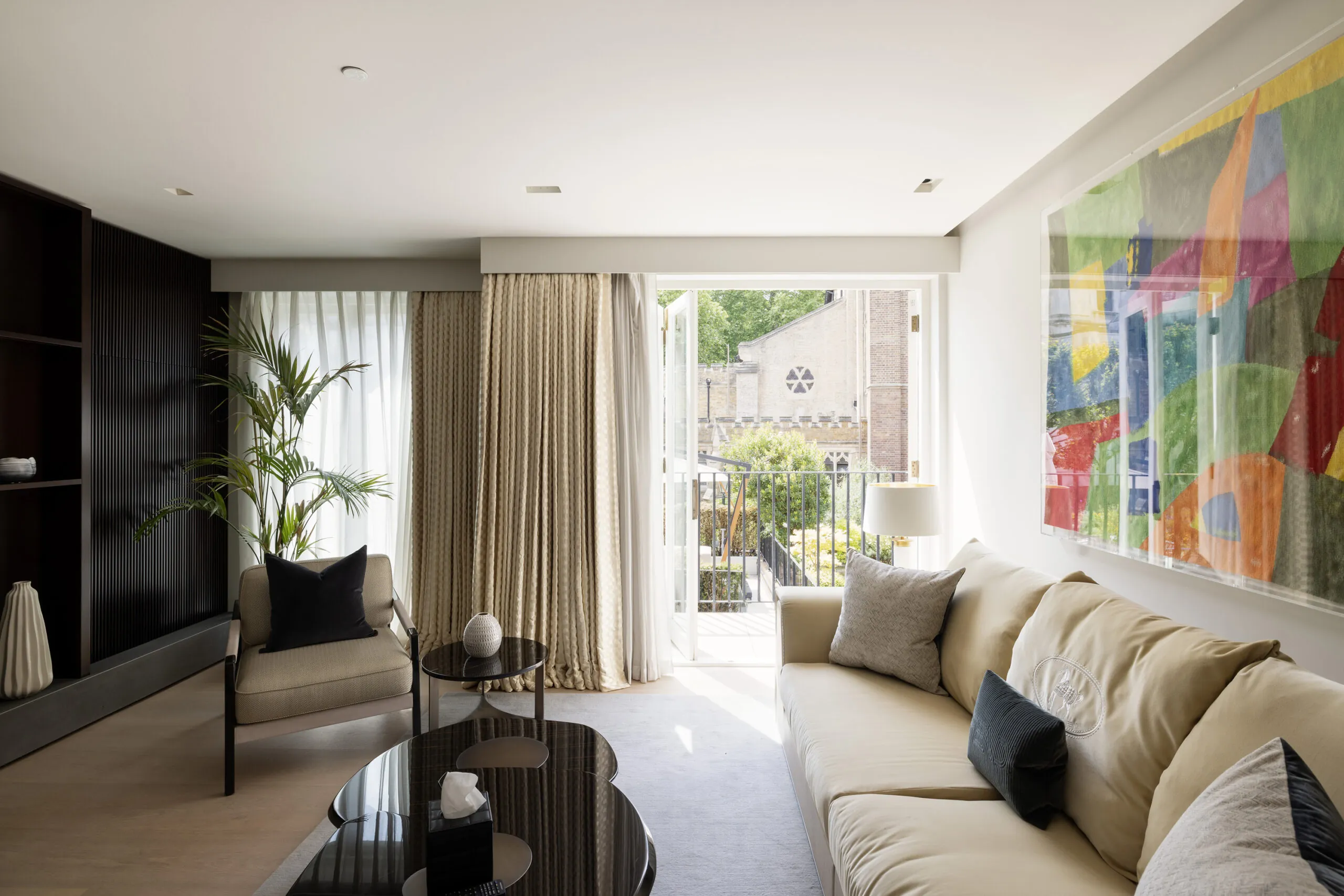 Domus-Stay-Knightsbridge-House-For-Rent-Brompton-Square-54_Lo (61)
