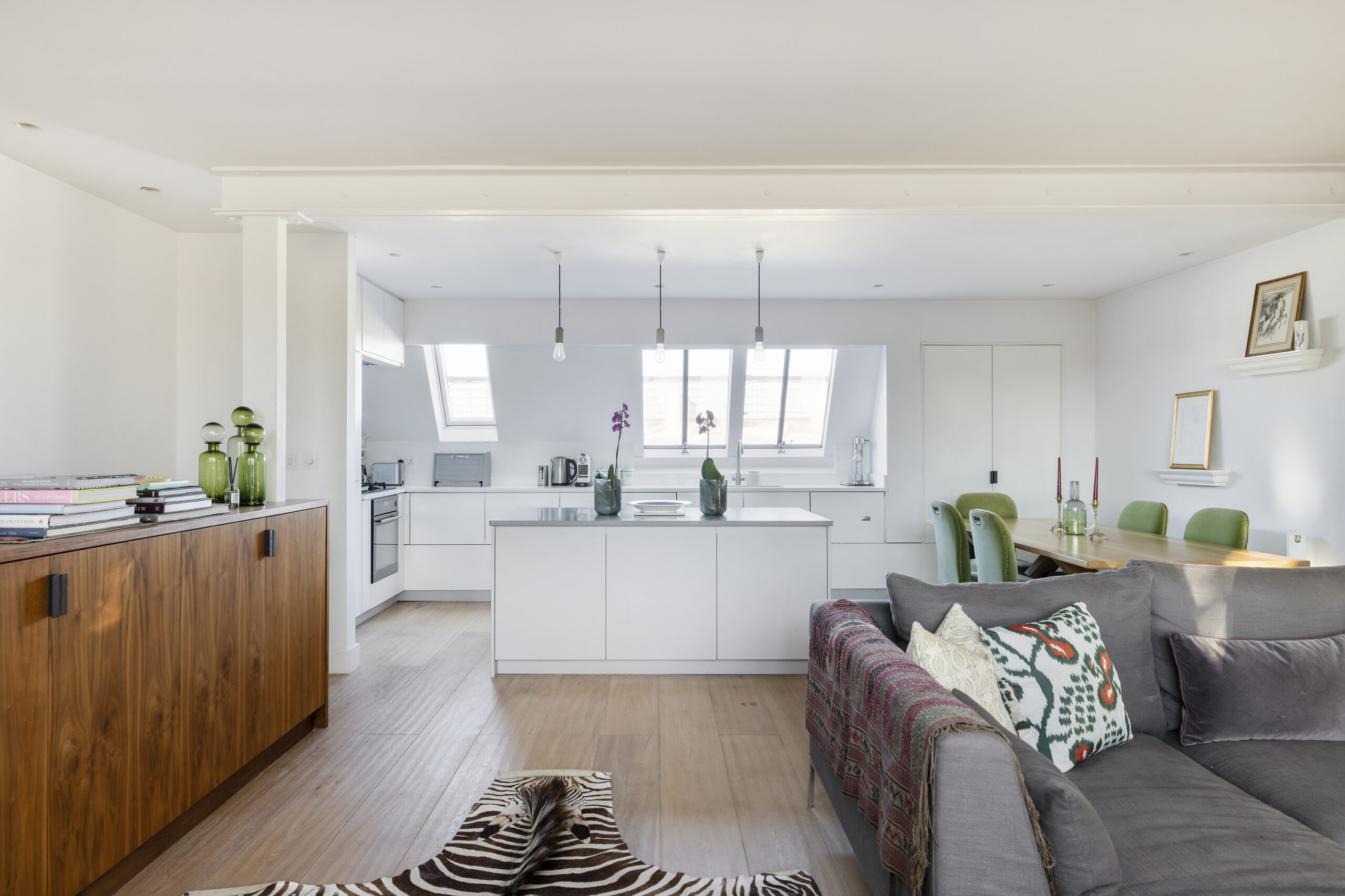 Domus – Stay – London – Property – For – Lettings – 11E – Porchester – Square – 20_Lo