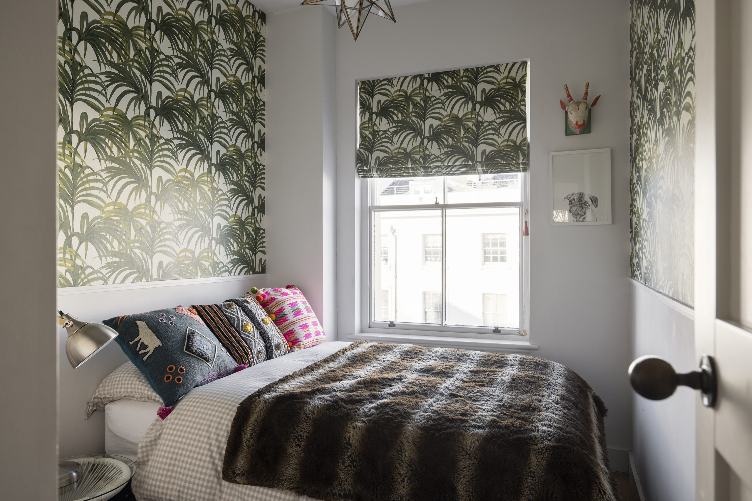 Domus – Stay – London – Property – For – Lettings – 11E – Porchester – Square – 9_Lo