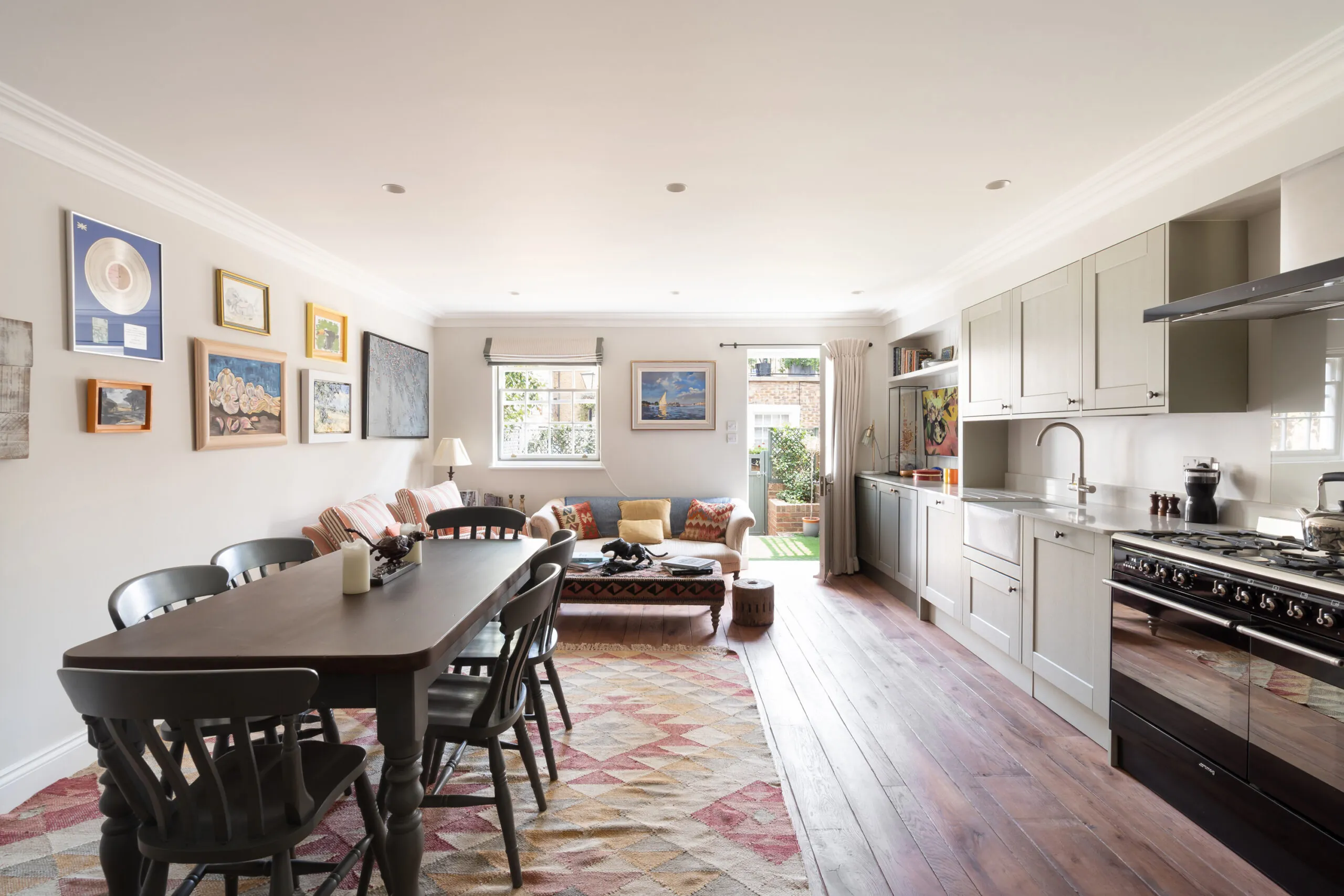 Domus-Stay-London-Property-For-Stay-Pencombe-Mews (1)