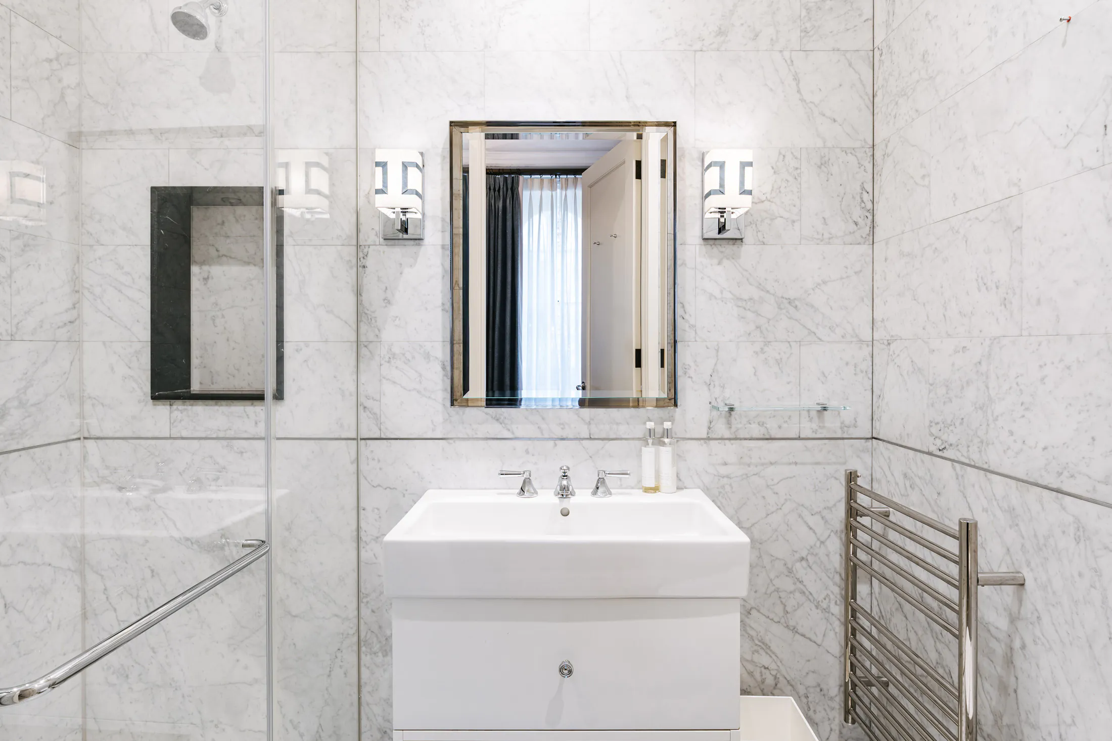Domus-Stay-Luxury-London-Rental-Short-Stay Eaton-Square-LR (22)