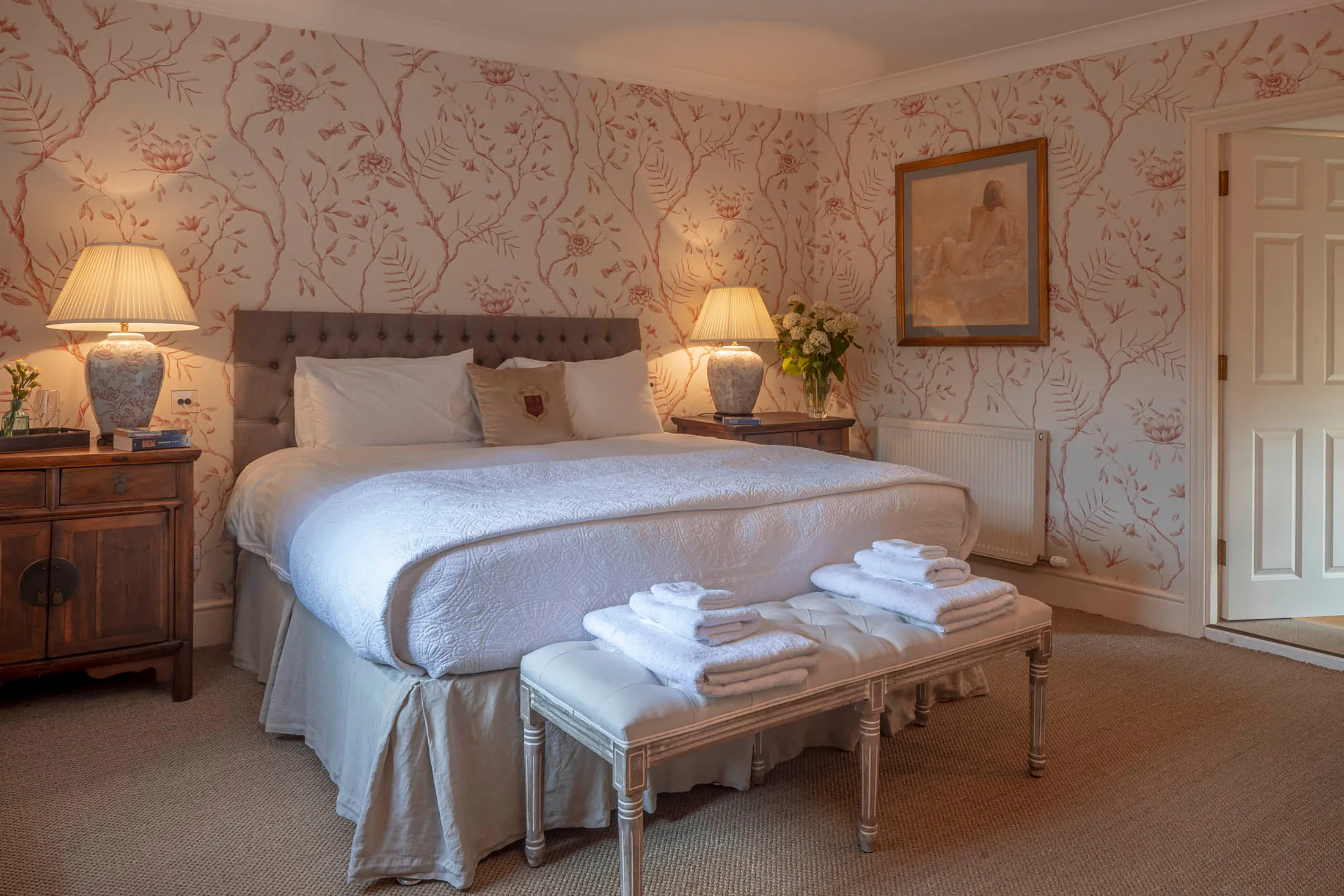 Domus-Stay-Luxury-Rental-Home-Cotswolds-Countryside-Oakbury-Farm-LR (8)