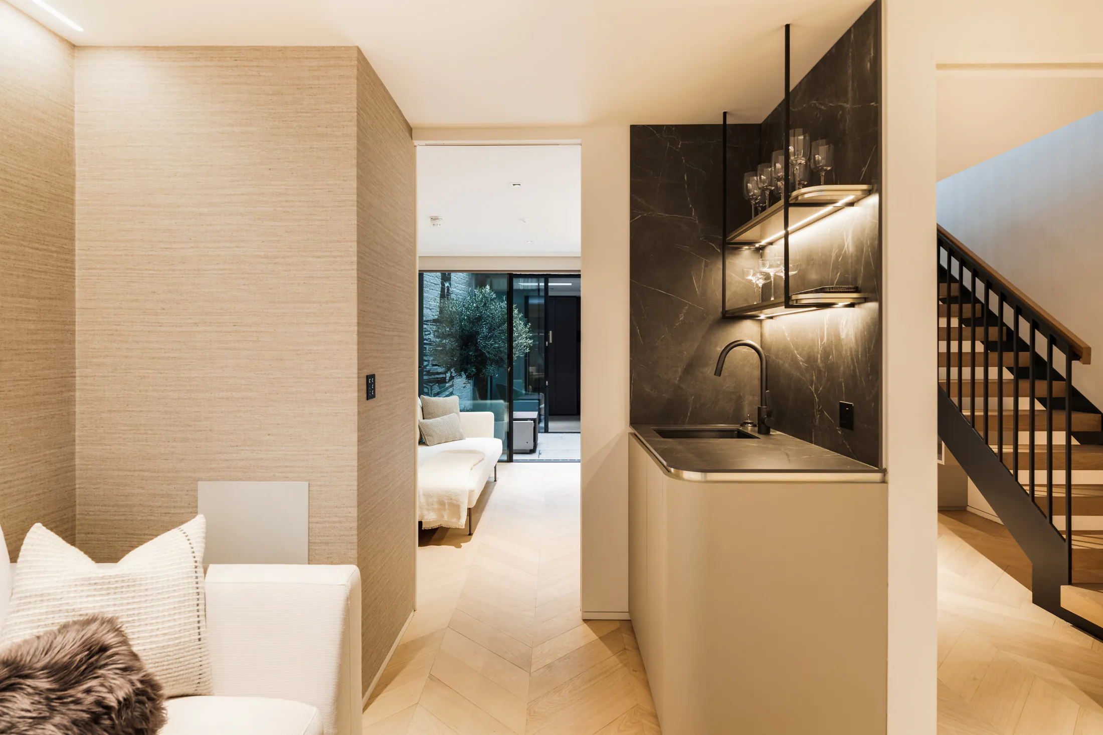 Domus-Stay-Luxury-Rental-House-Berkeley-Gardens(39)