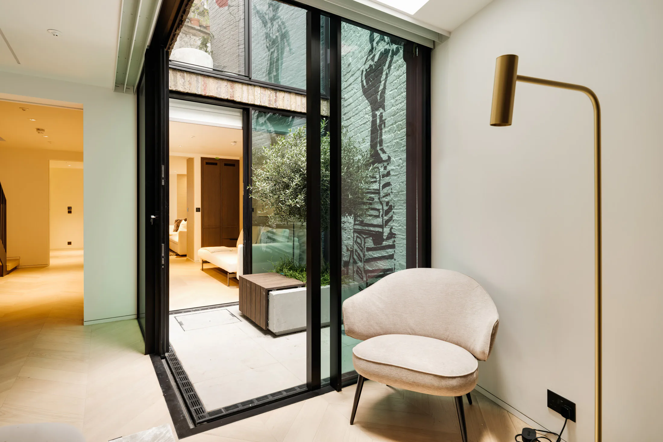 Domus-Stay-Luxury-Rental-House-Berkeley-Gardens(43)