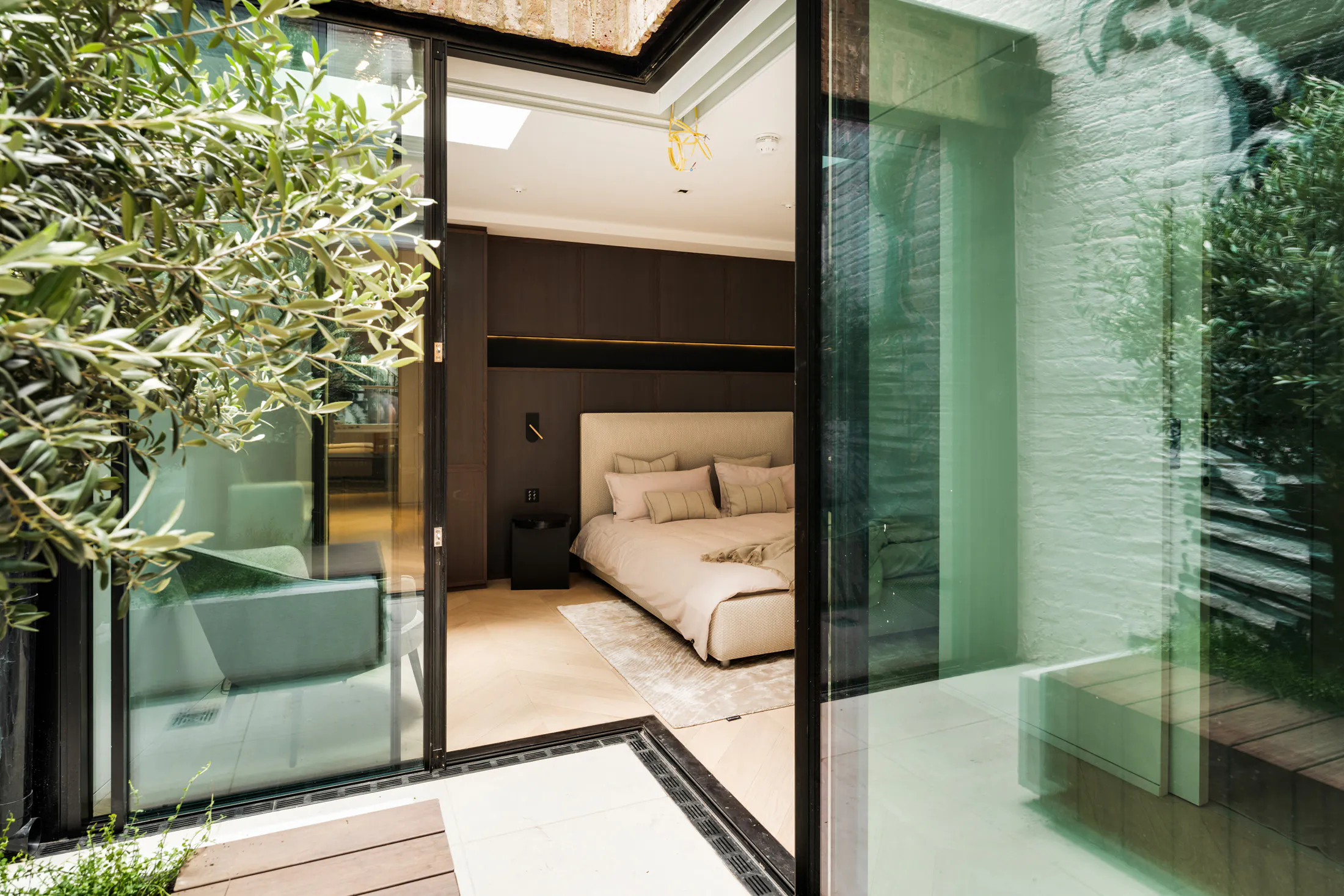Domus-Stay-Luxury-Rental-House-Berkeley-Gardens(44)