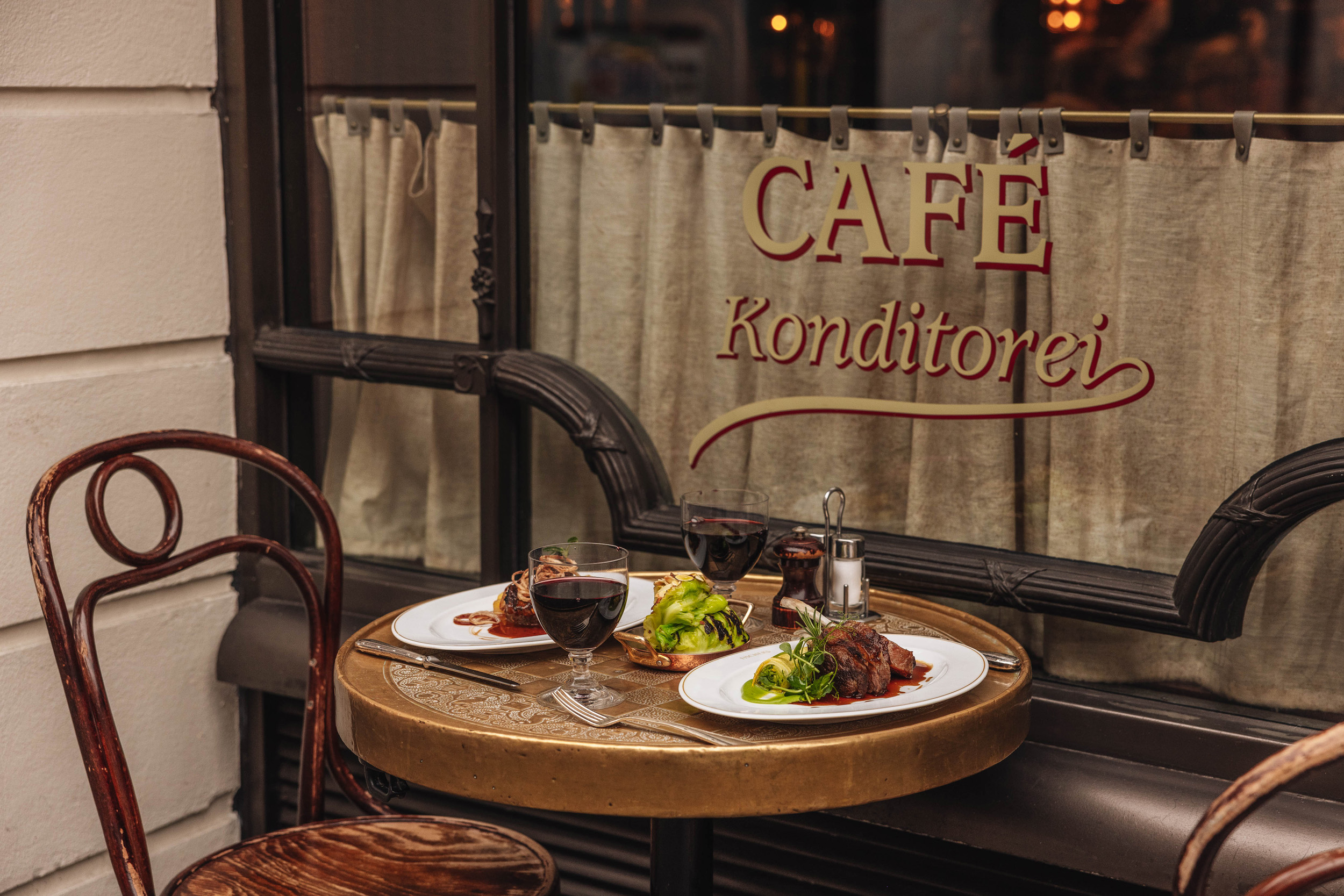 Domus-Stay-Marylebone-Area-Guide-Best-Restaurants-Fischers (3)