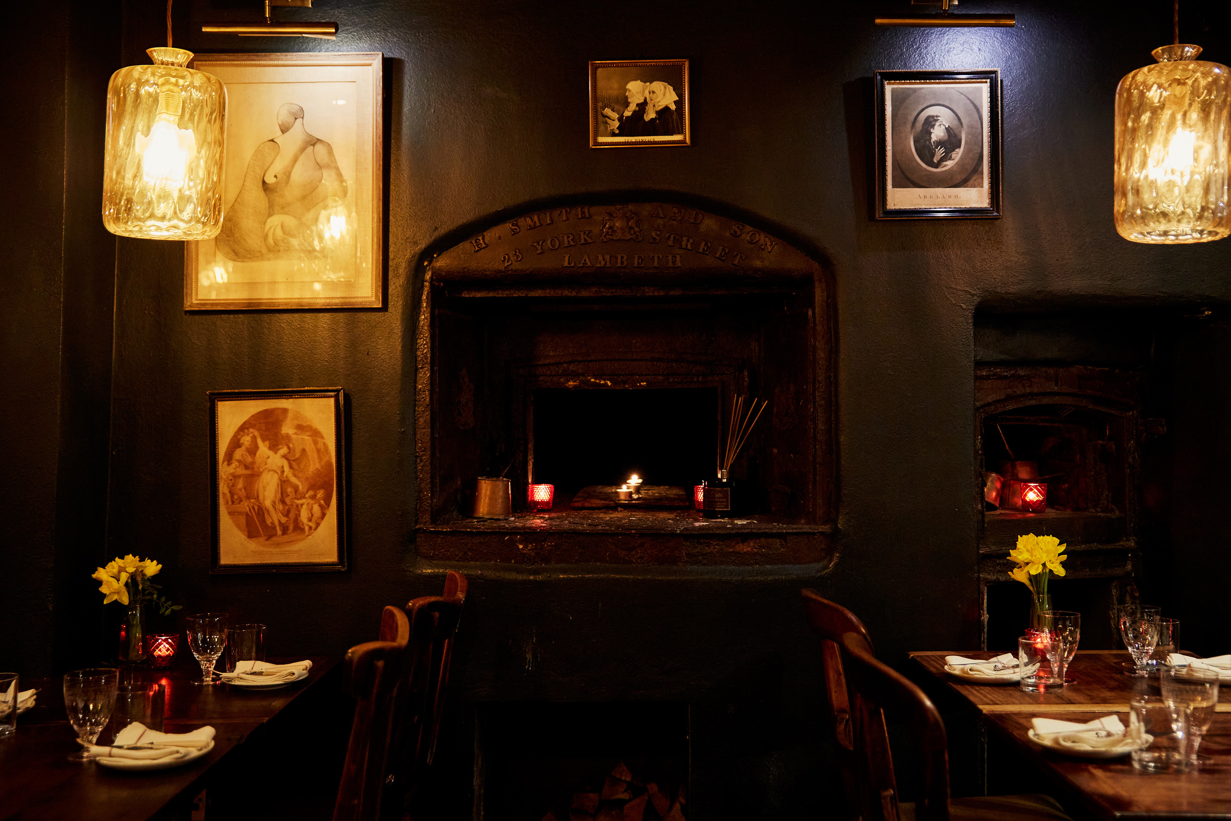 Domus-Stay-Mayfair-Area-Guide-London-Restaurant-Kitty-Fischers (25)