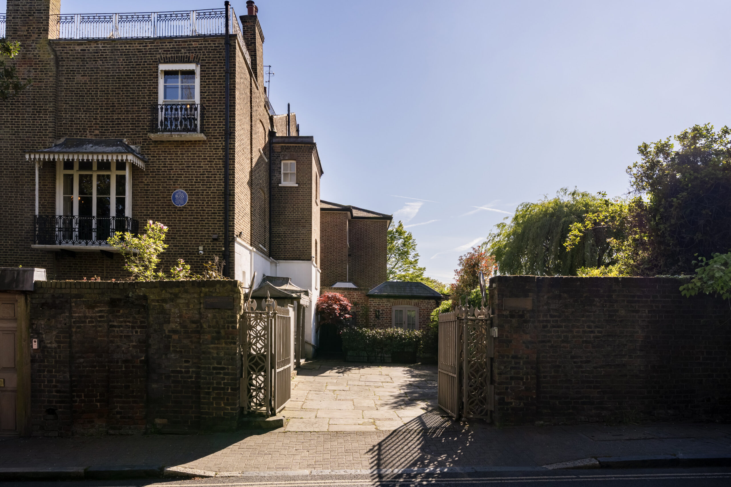 Domus Stay-Property-For-Rent-East-Heath-Road-20_Lo