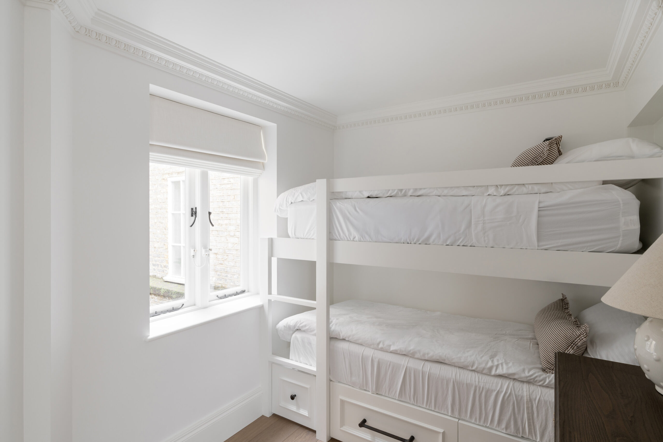 Domus-Stay-Property-For-Rent-Kynance-Mews-14_Lo