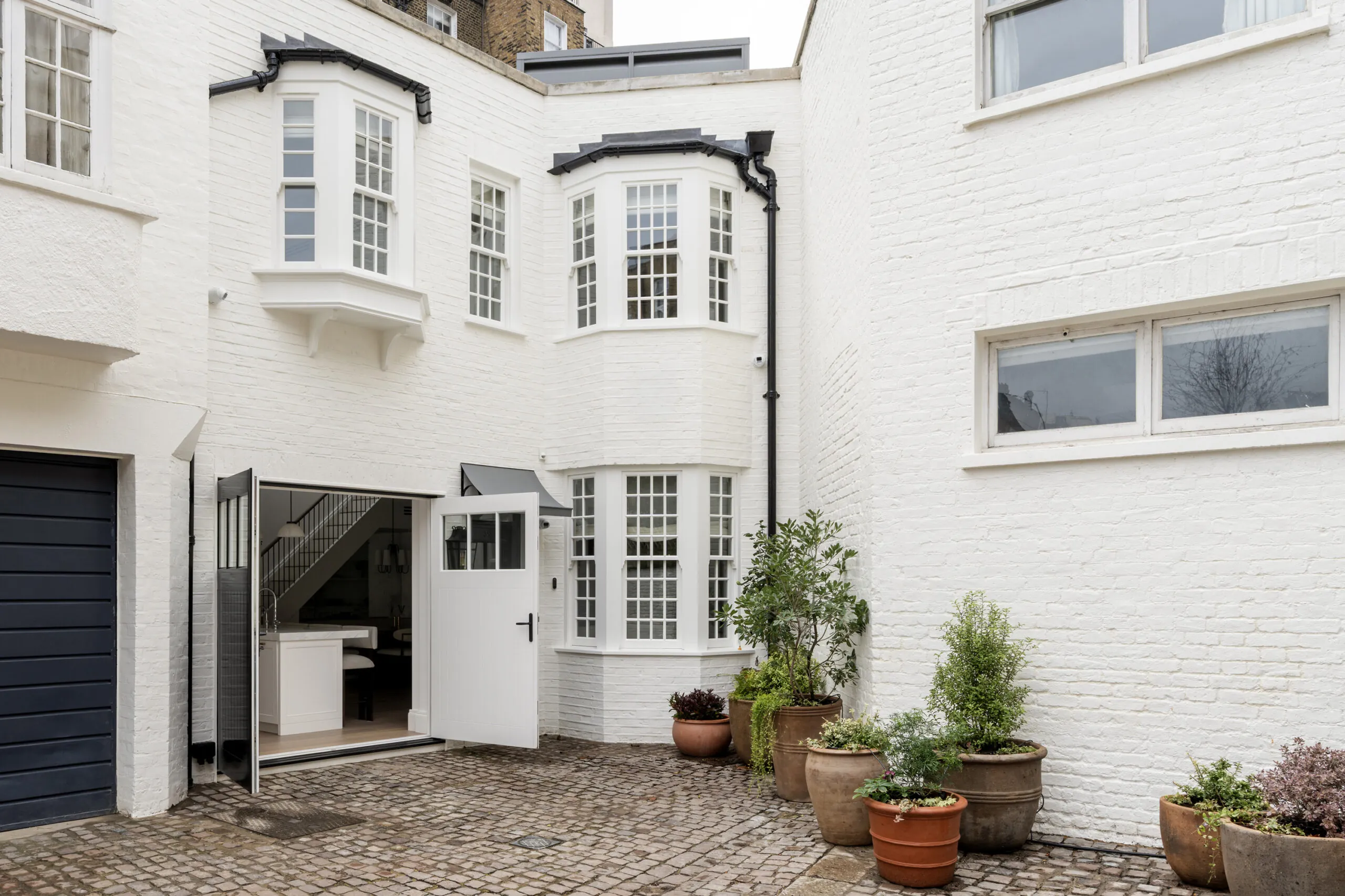 Domus-Stay-Property-For-Rent-Kynance-Mews-33_Lo
