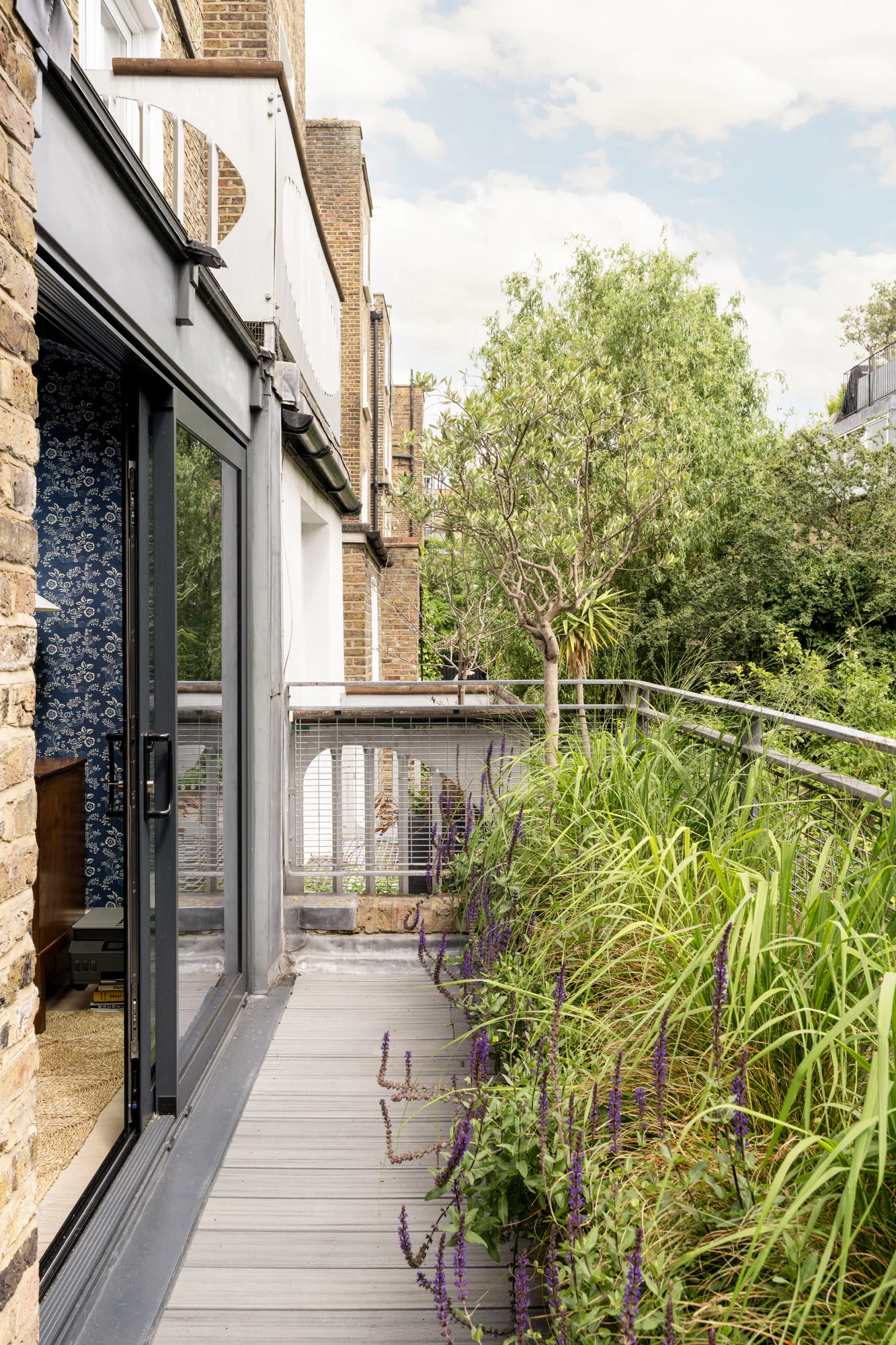Domus-Stay-Property-For-Rent-Lancaster-Road-18_Lo