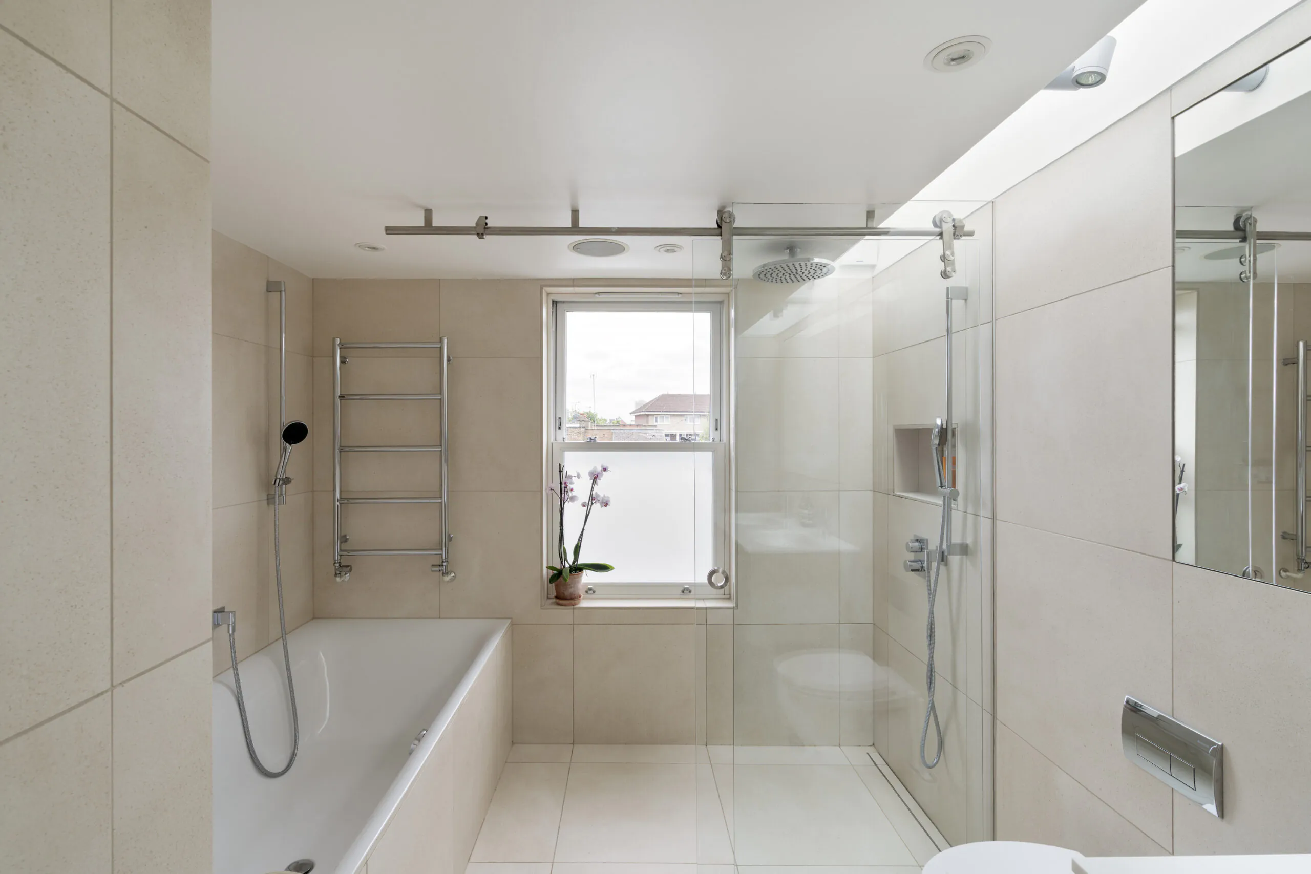 Domus-Stay-Property-For-Rent-Lancaster-Road-43_Lo
