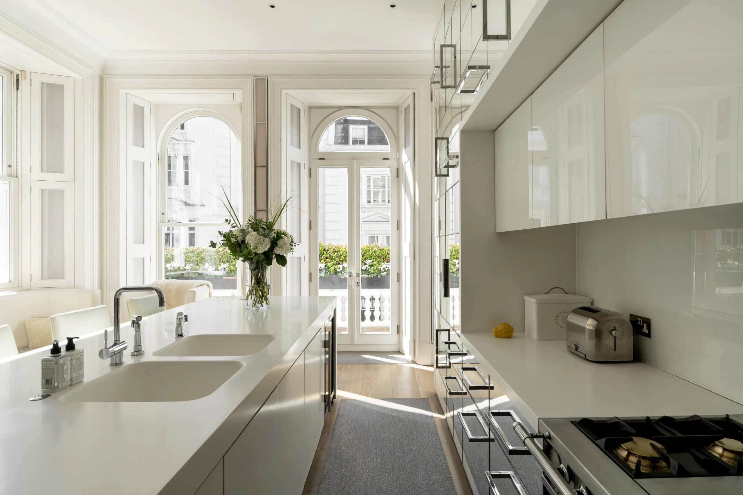 Domus-Stay-Property-For-Rent-Ovington-Gardens-25_Lo