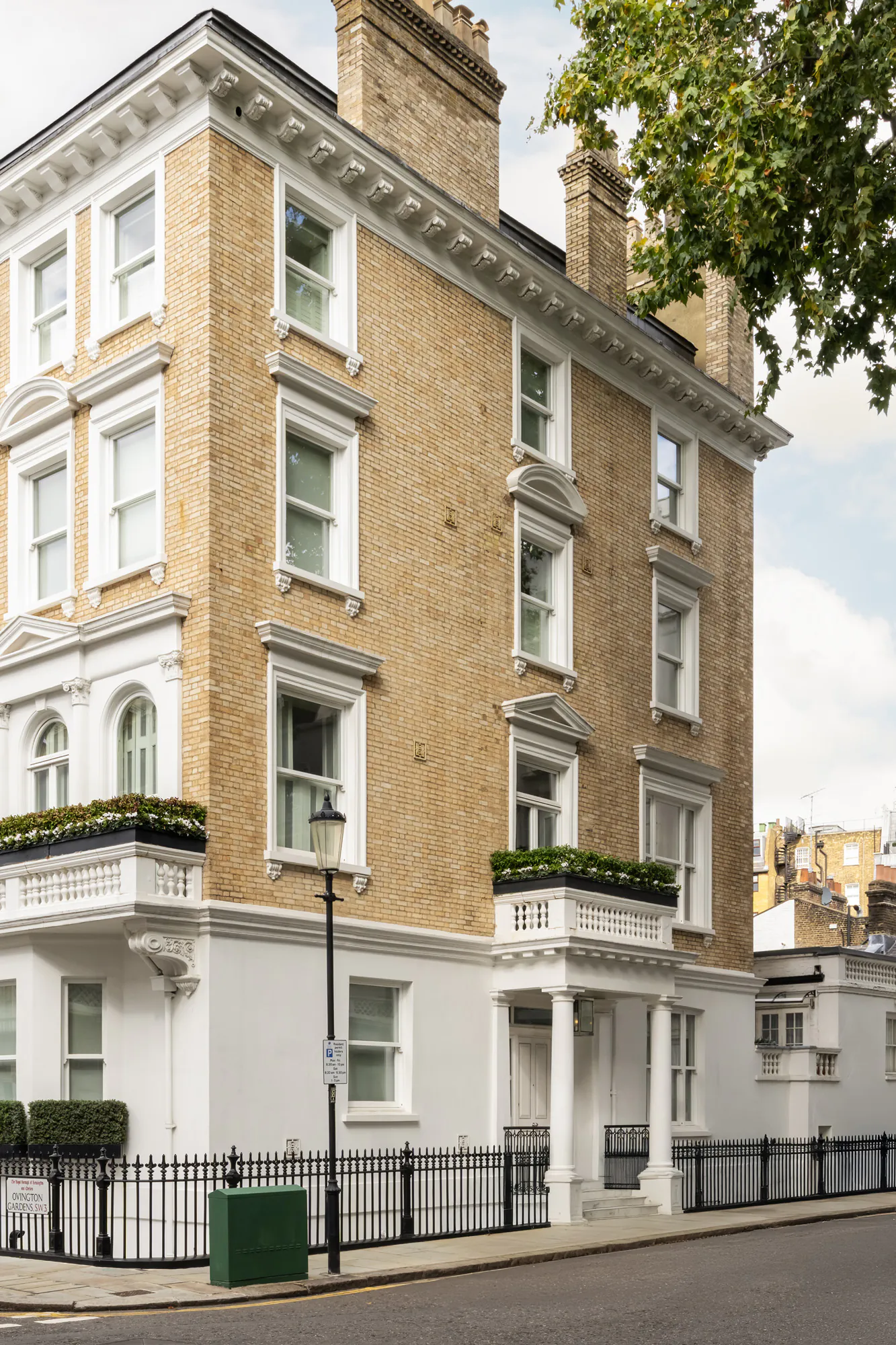 Domus-Stay-Property-For-Rent-Ovington-Gardens-75_Lo