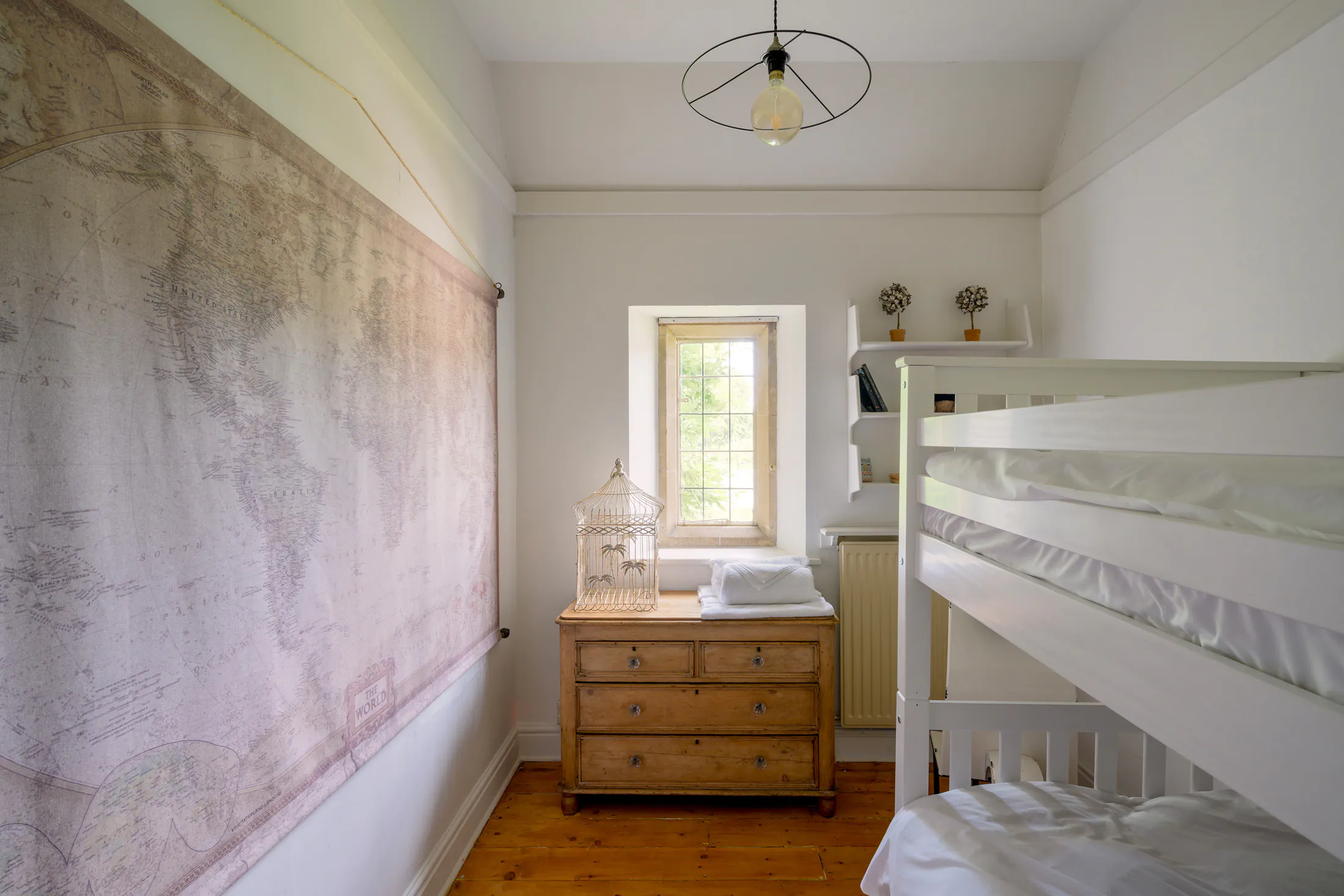 Domus-Stay-luxury-countryside-home-to-rent-Brookside-House-LR (38)