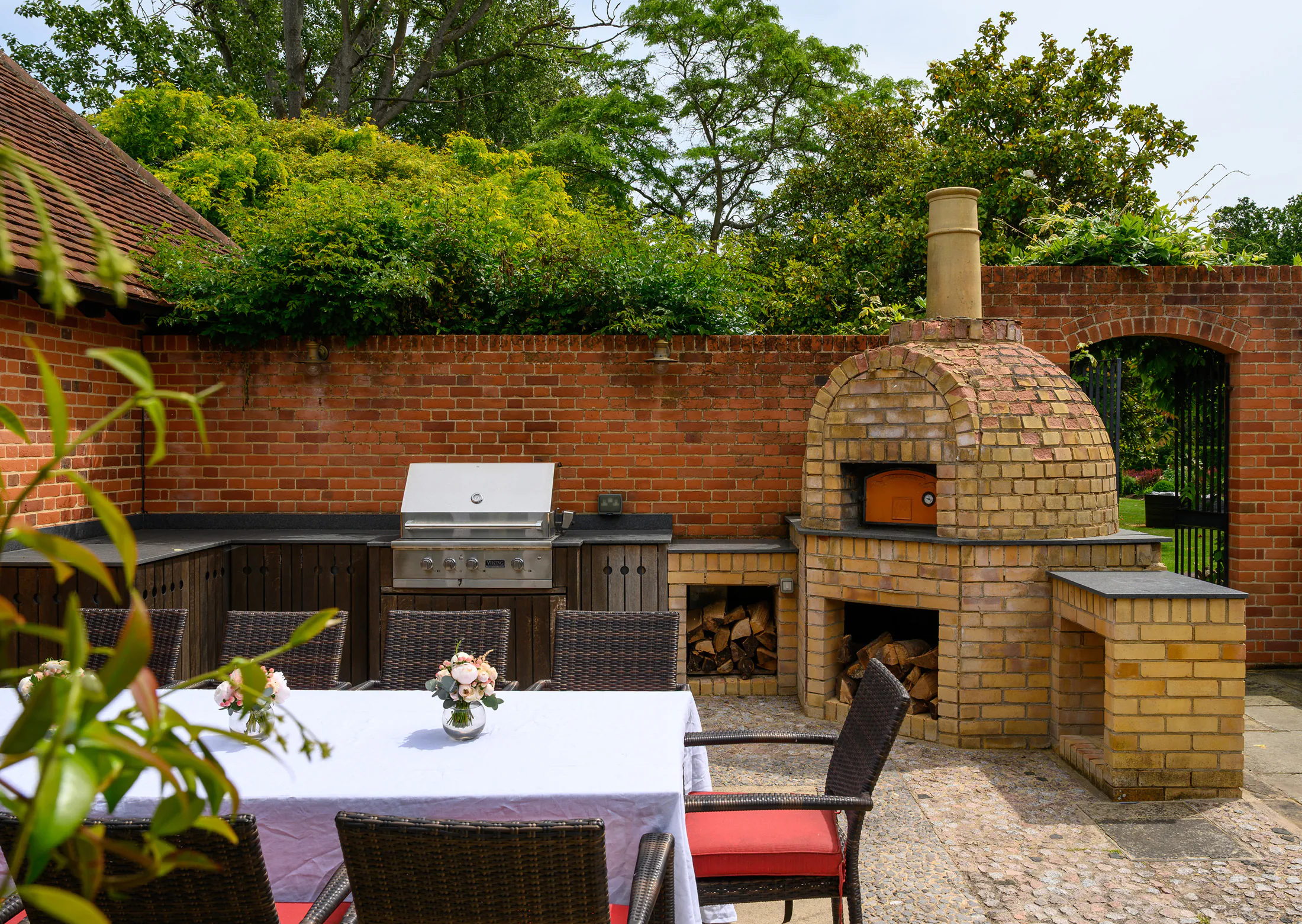 Domus-Stay-luxury-short-stay-house-to-rent-Nether-Park-Berkshire-LR (22)