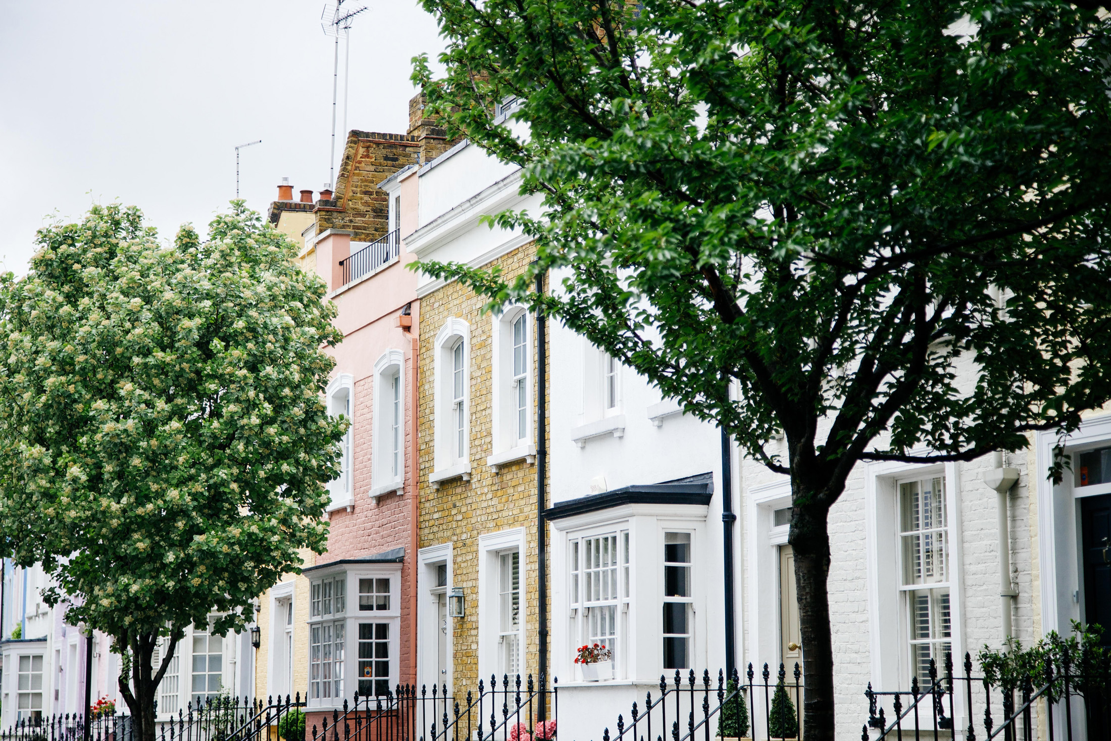 Draycott Place homeowners Adam and Lindsay on what gives Chelsea its buzz (16)