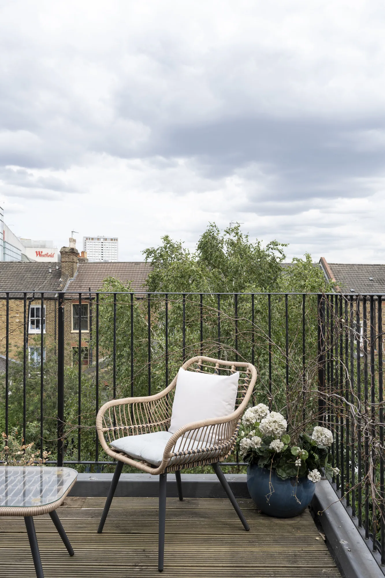 Hammersmith-Apartment-For-Rent-MacFarlane-Road-22_Lo
