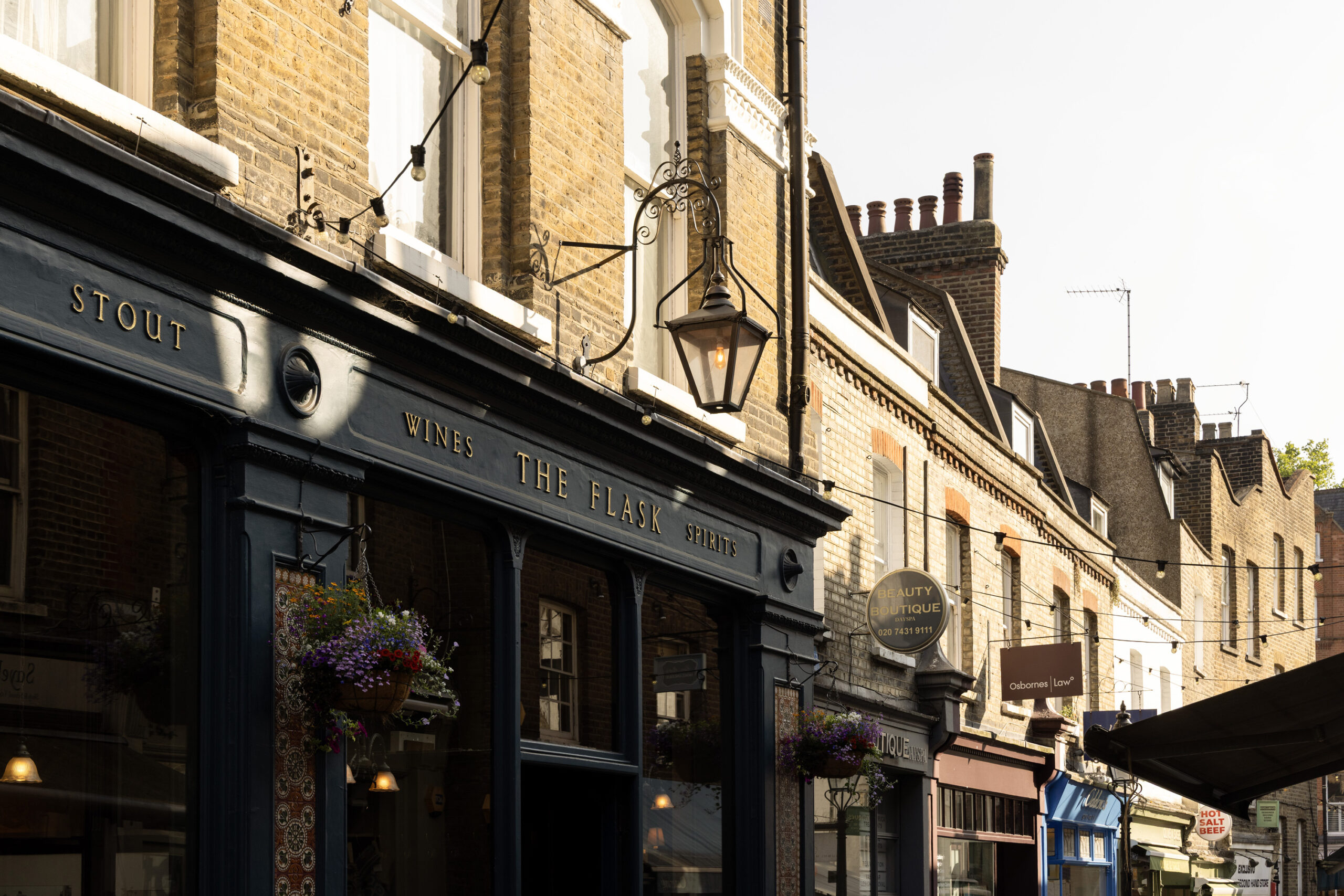 Hampstead-Area-Guide-London-Best-Pubs-The-Flask (22)