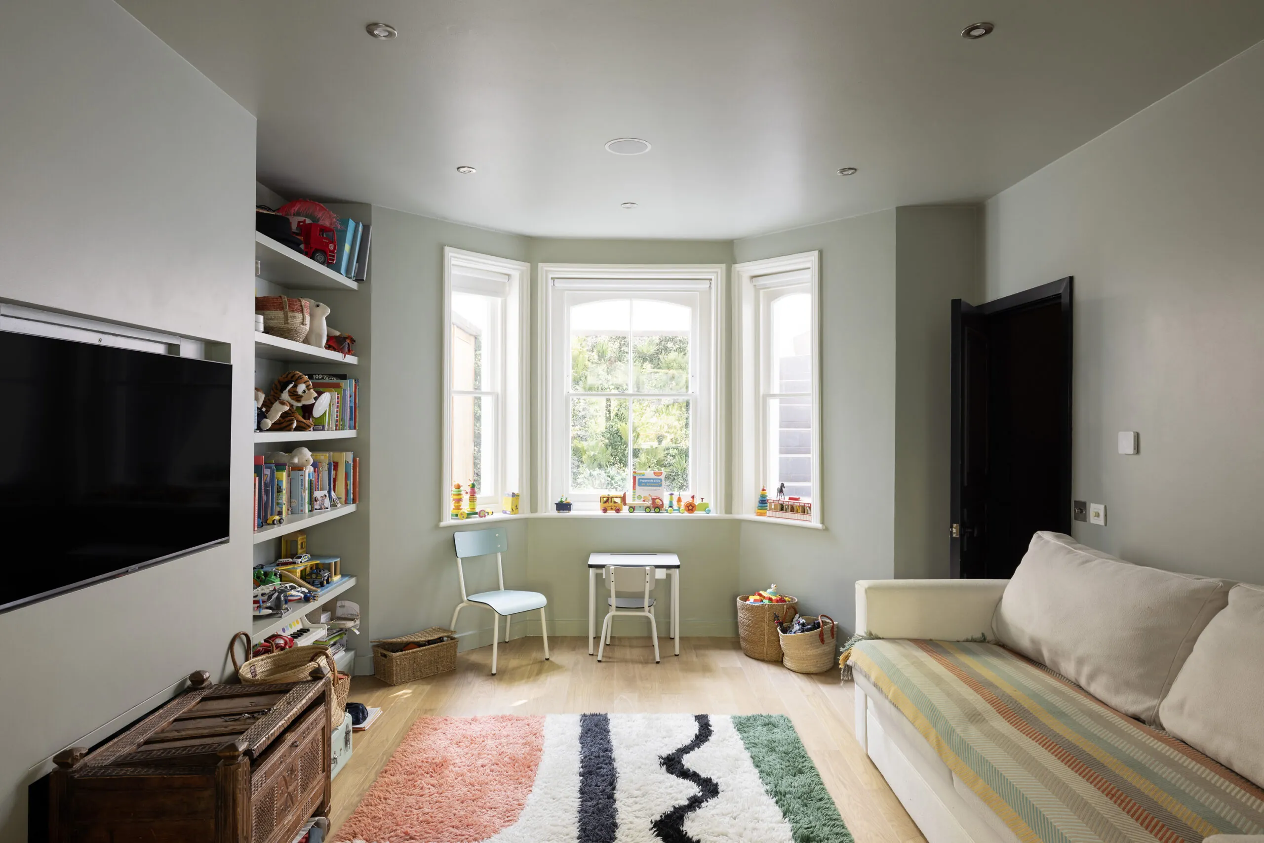 Hampstead-House-For-Rent-Denning-Road-20_Lo