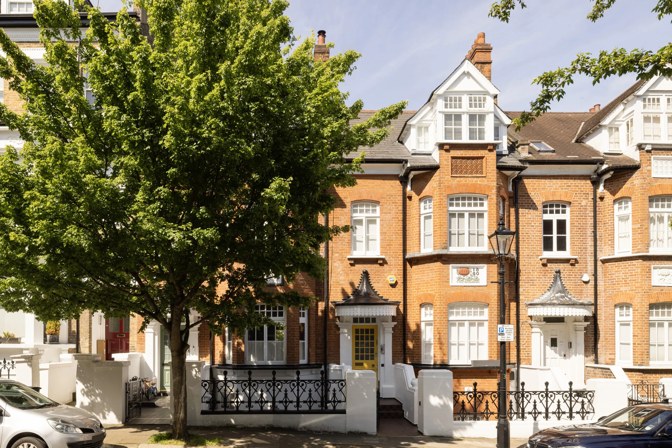 Hampstead-House-For-Rent-Denning-Road-33_Lo