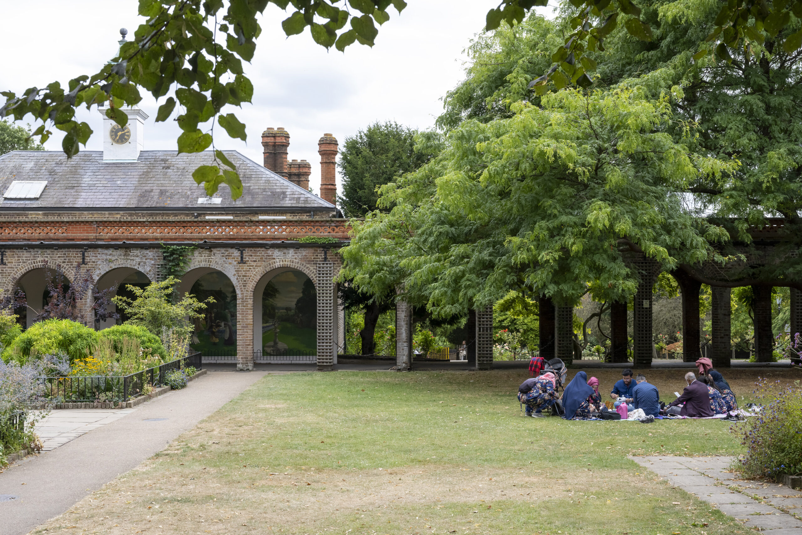 Holland-Park-Area-Guide-Best-Parks (10)