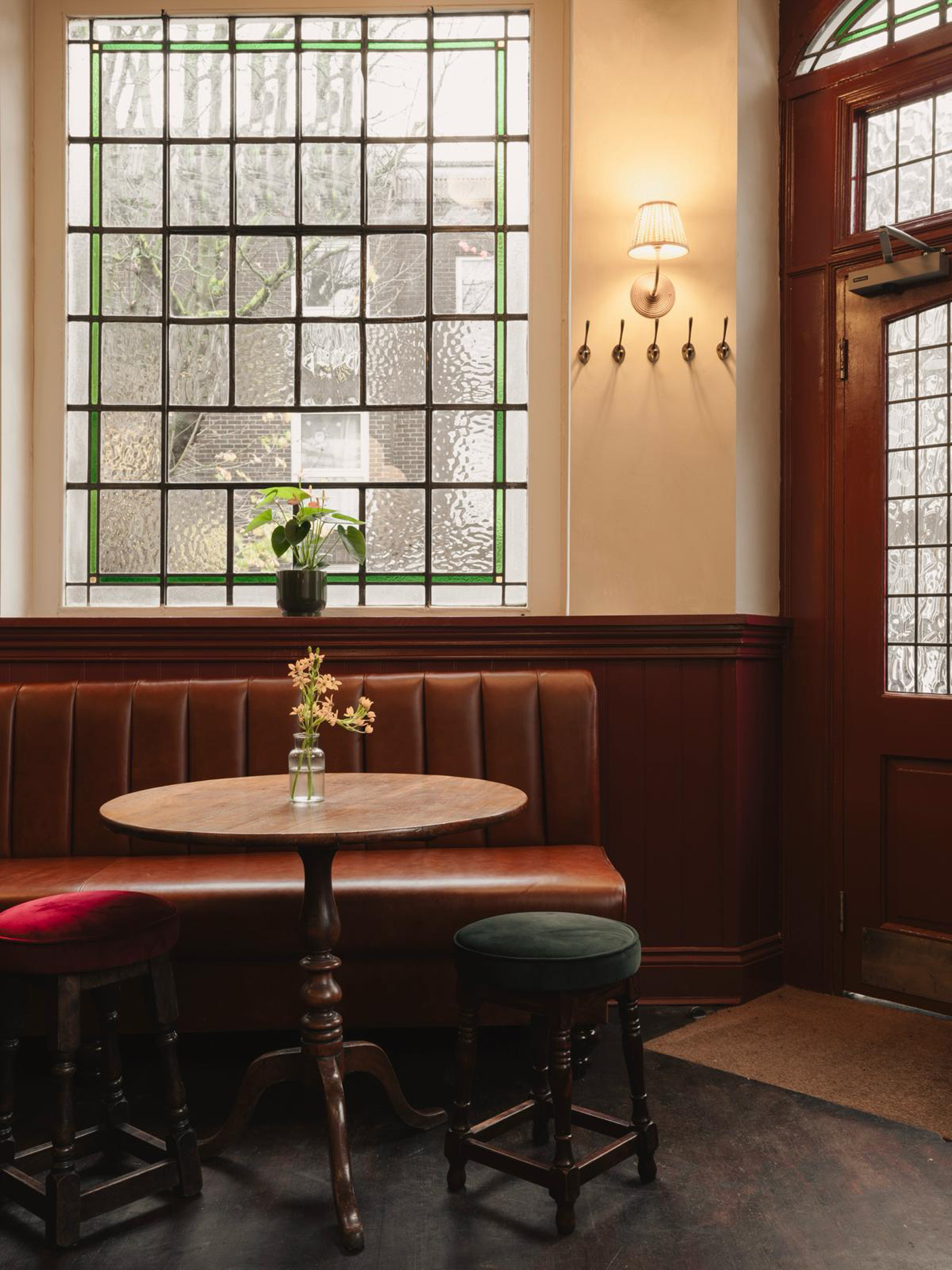 Islington-Area-Guide-Best-Restaurants-Pub-The-Tamil-Crown (5)