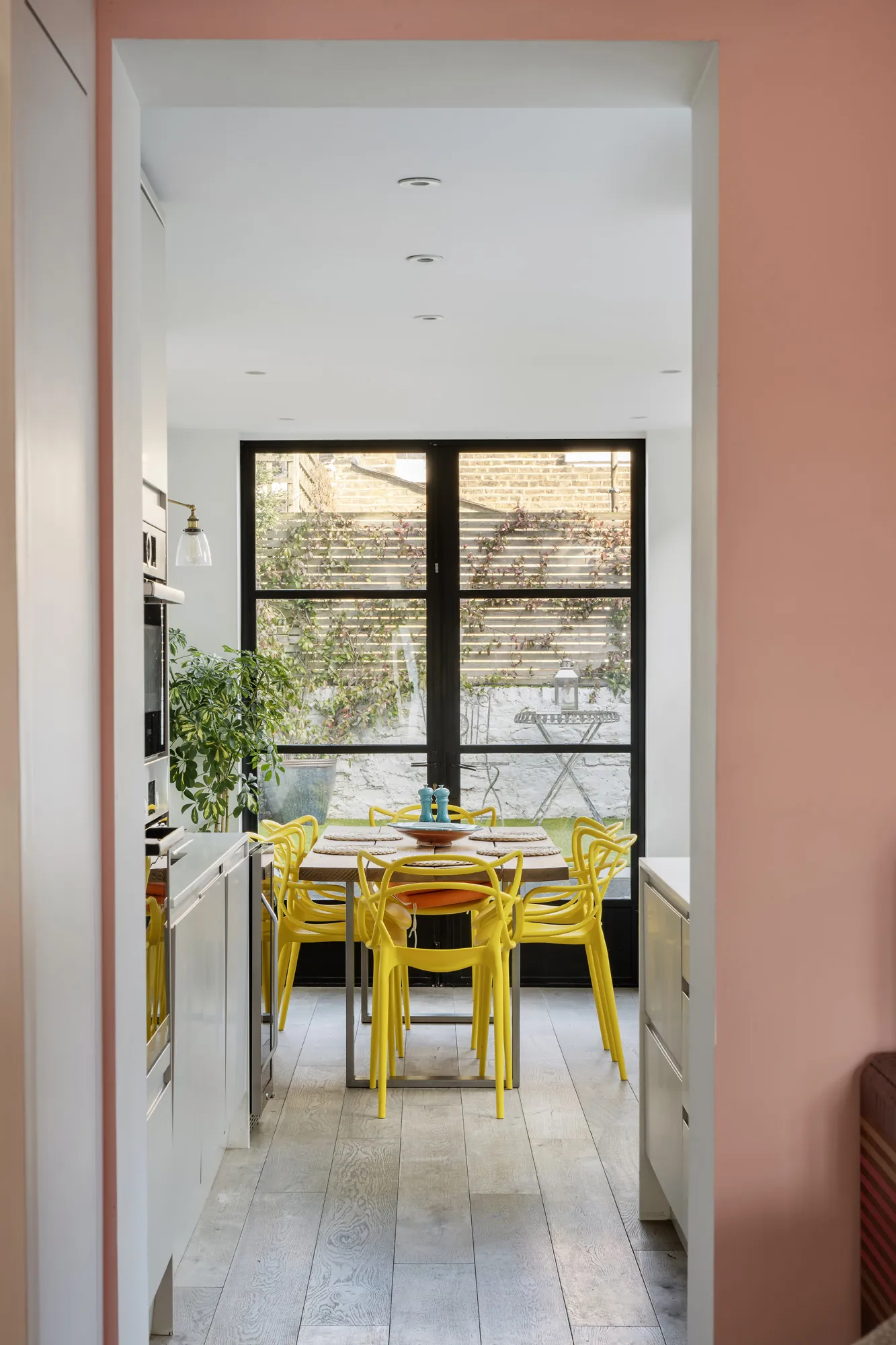 Kensal-Green-House-For-Rent-Ilbert-Street-16_Lo