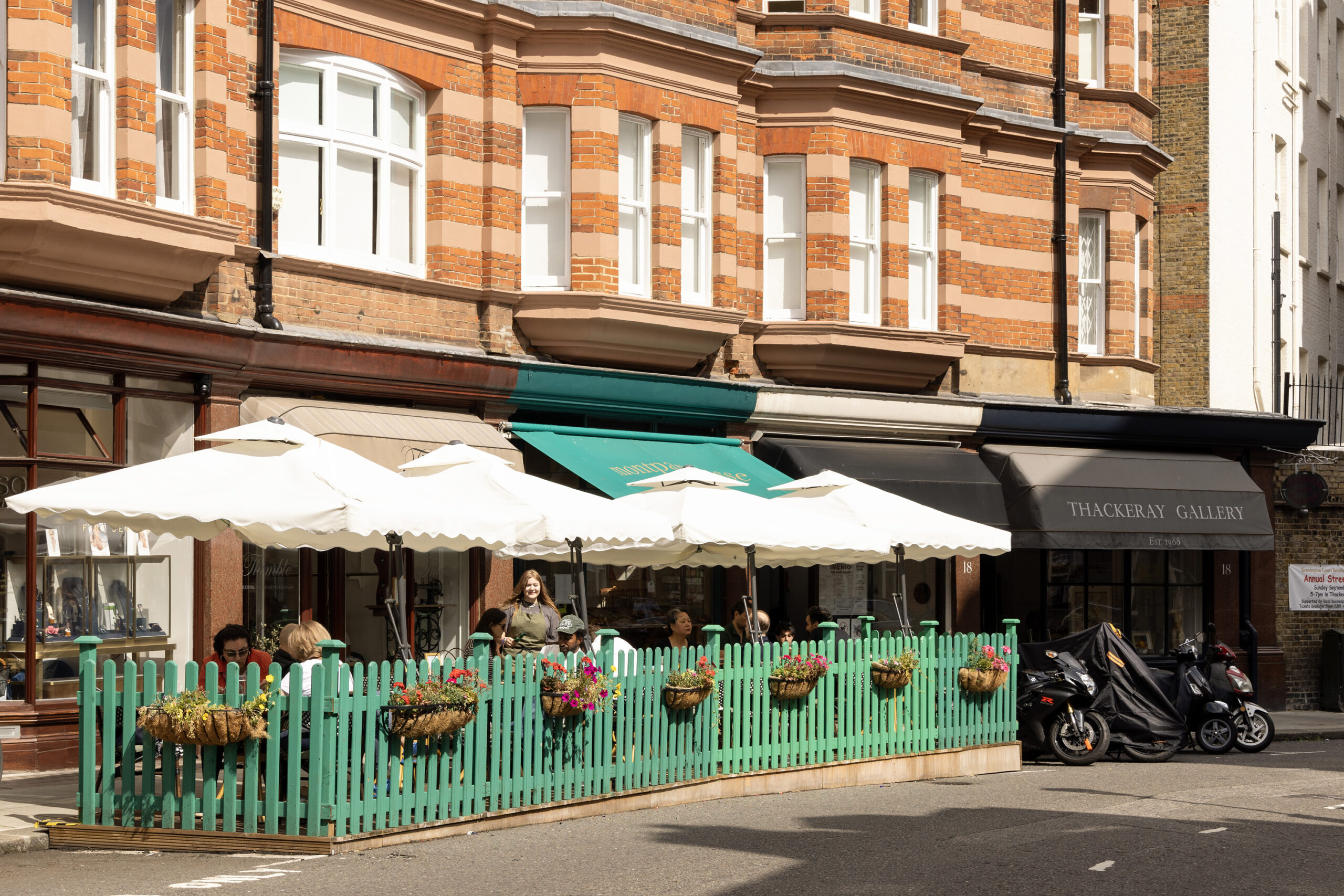 Kensington-Area-Guide-Best-Bakeries-montparnasse-Cafe (6)