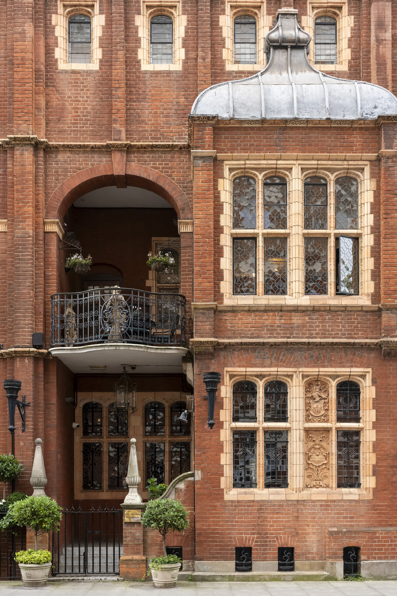 Kensington-High-Street-Area-Guide (1)