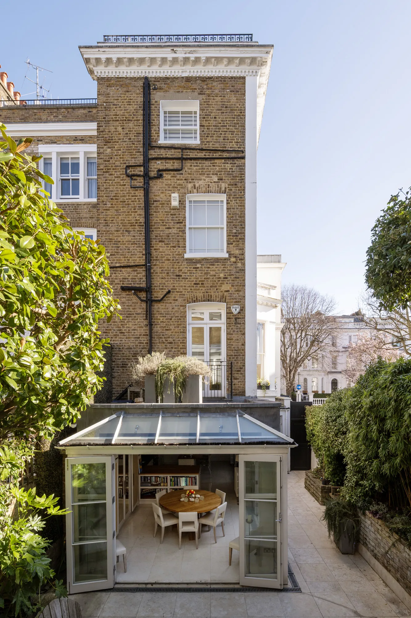 Kensington-House-For-Rent-Argyll-Road-16_Lo