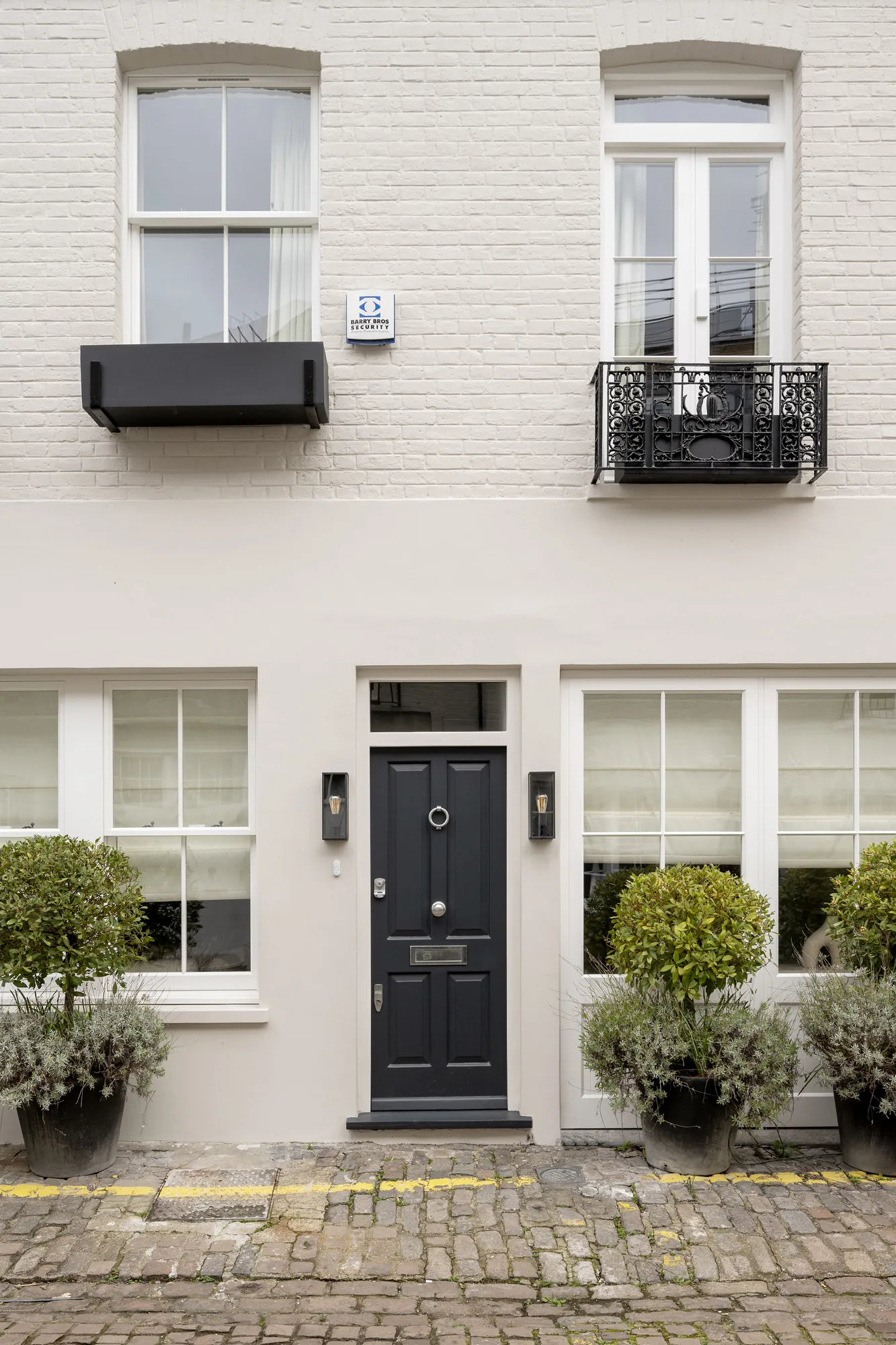 Kensington-House-For-Rent-Princes-Gate-Mews-24_Lo