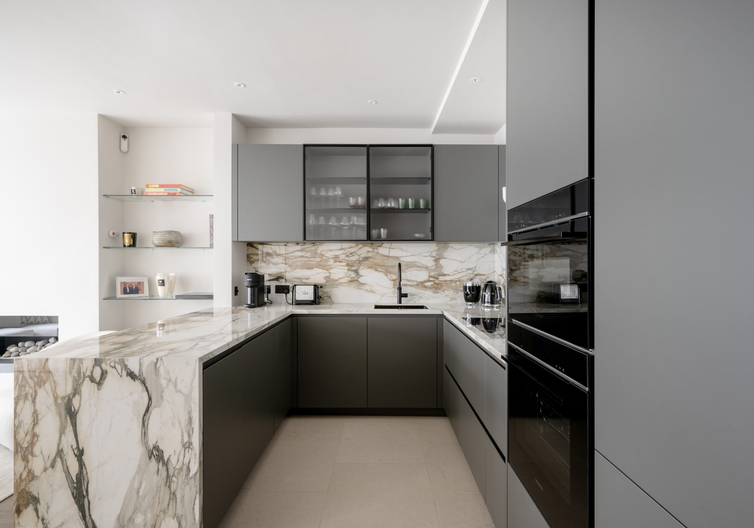 Kensington-House-For-Rent-Princes-Gate-Mews-8_Lo