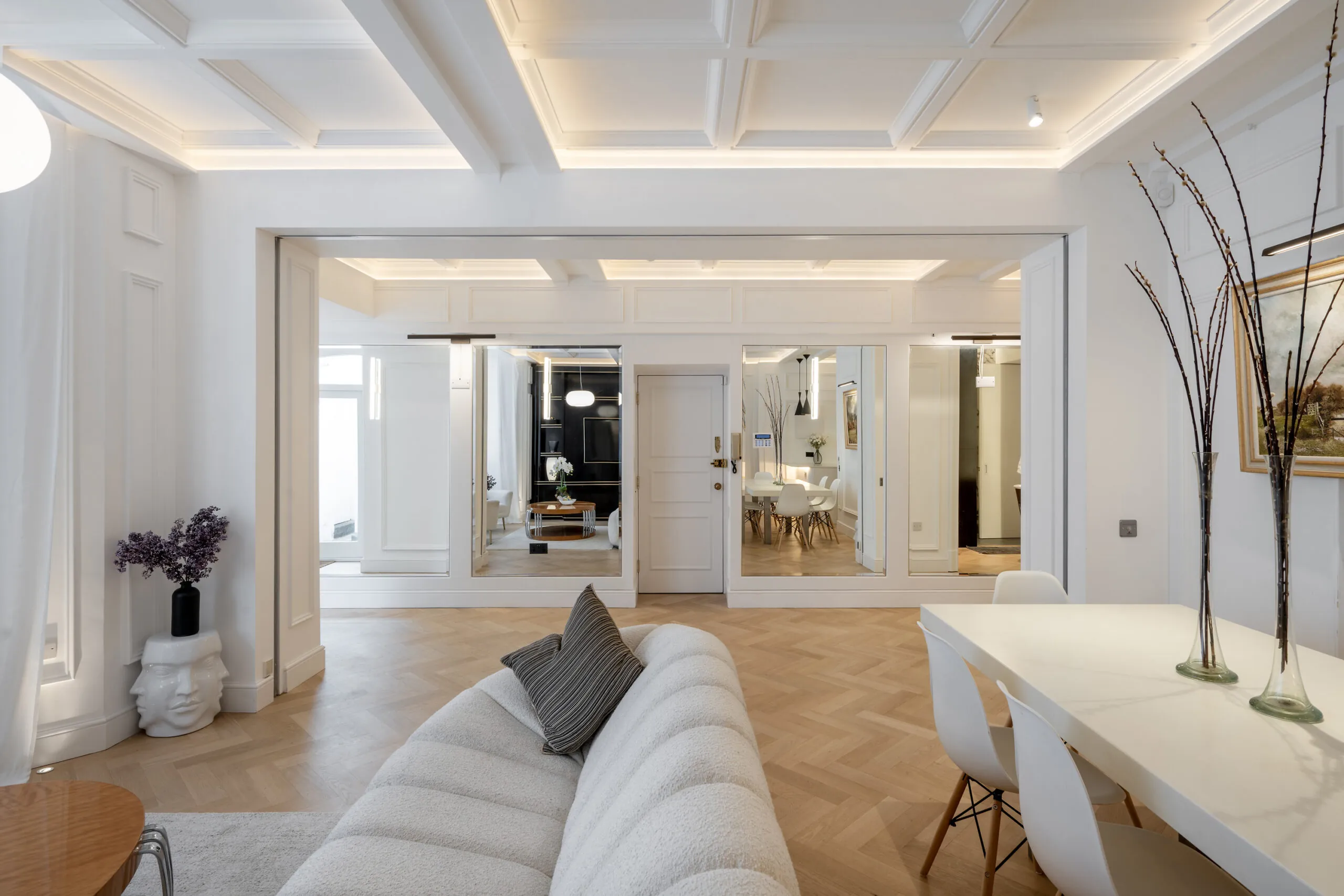 Knightsbridge-Apartment-For-Rent-Ennismore-Gardens-15_Lo