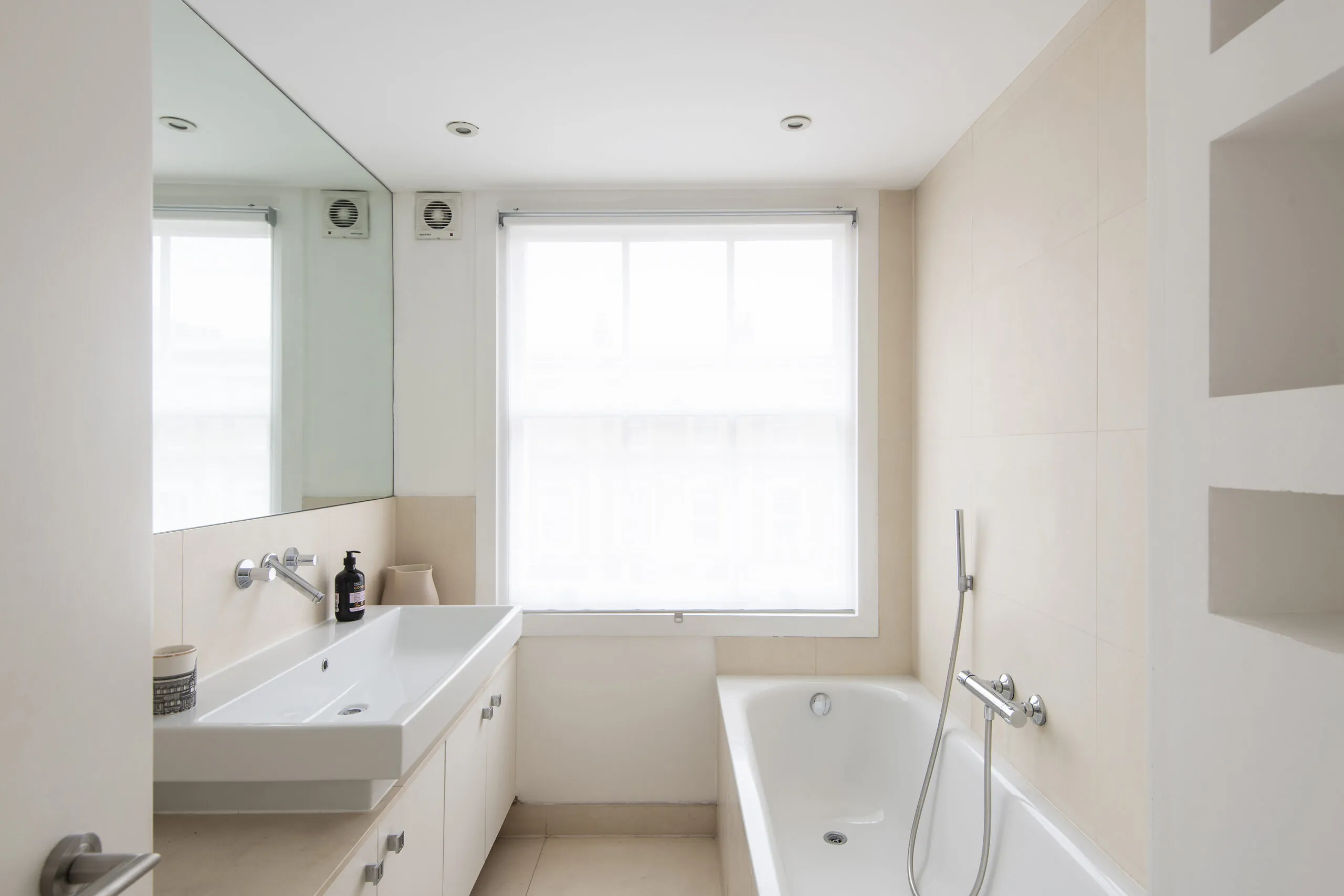 Knightsbridge-Apartment-For-Rent-Montpelier-Street-22_Lo