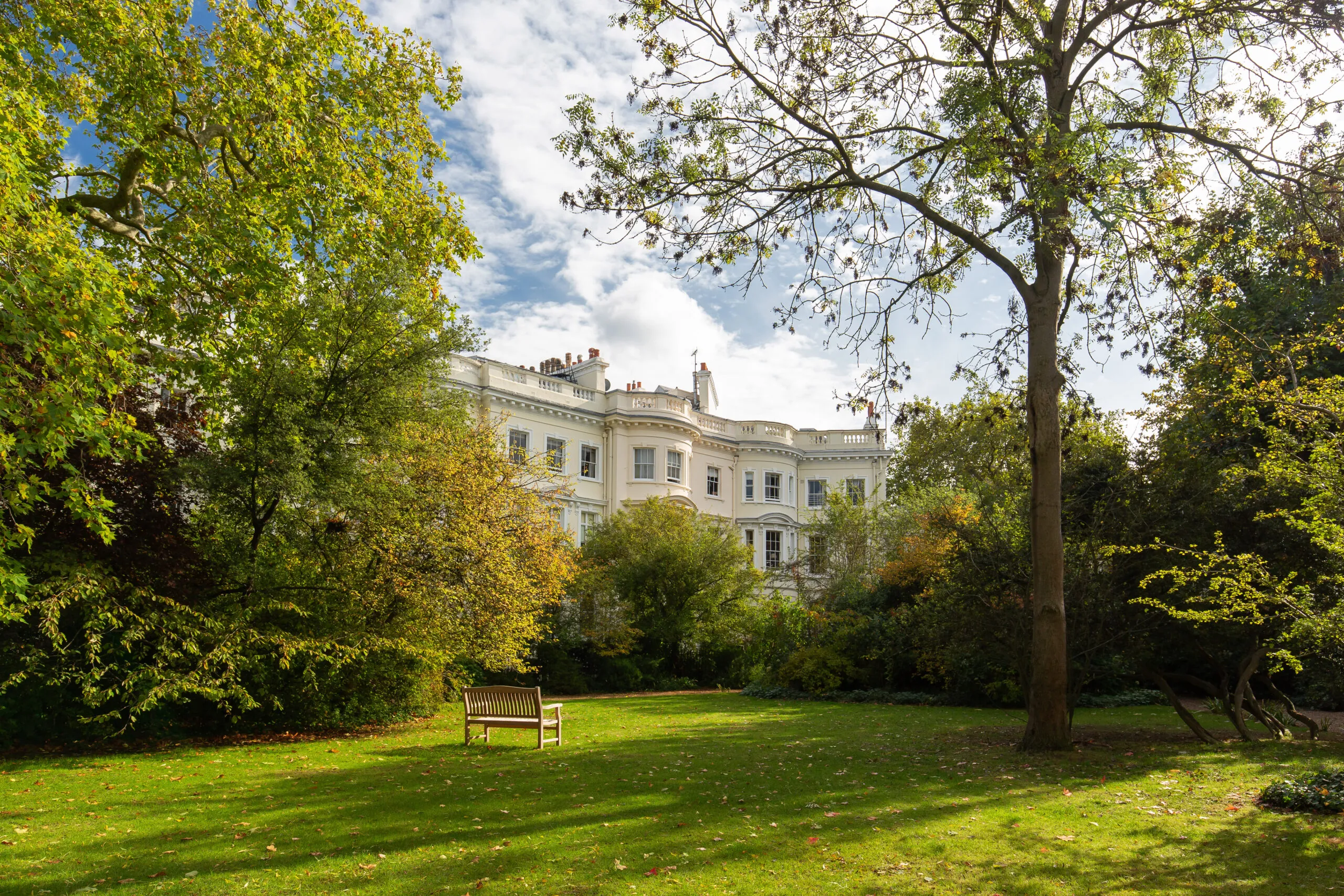 Ladbroke-Gardens-Communal-Square-Notting-Hill-2020 (49)