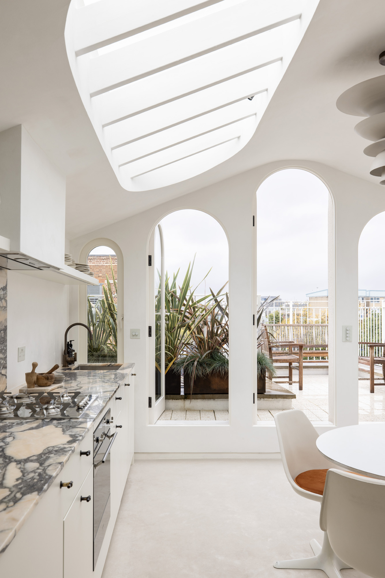Ladbroke-Grove-Apartment-For-Rent-Golbourne-Road-30_Lo