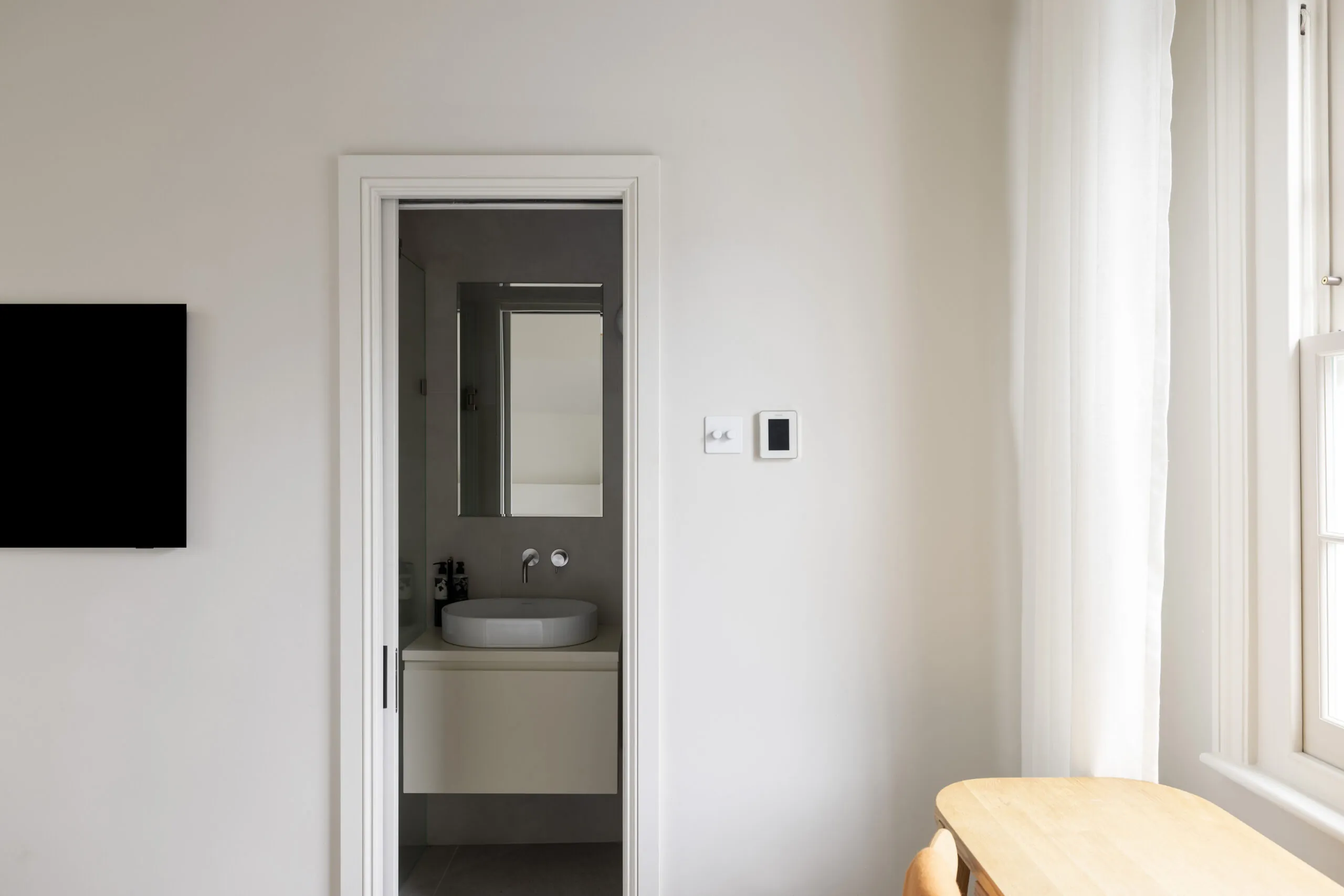 Little-Venice-House-For-Rent-Blomfield-Road-21_Lo