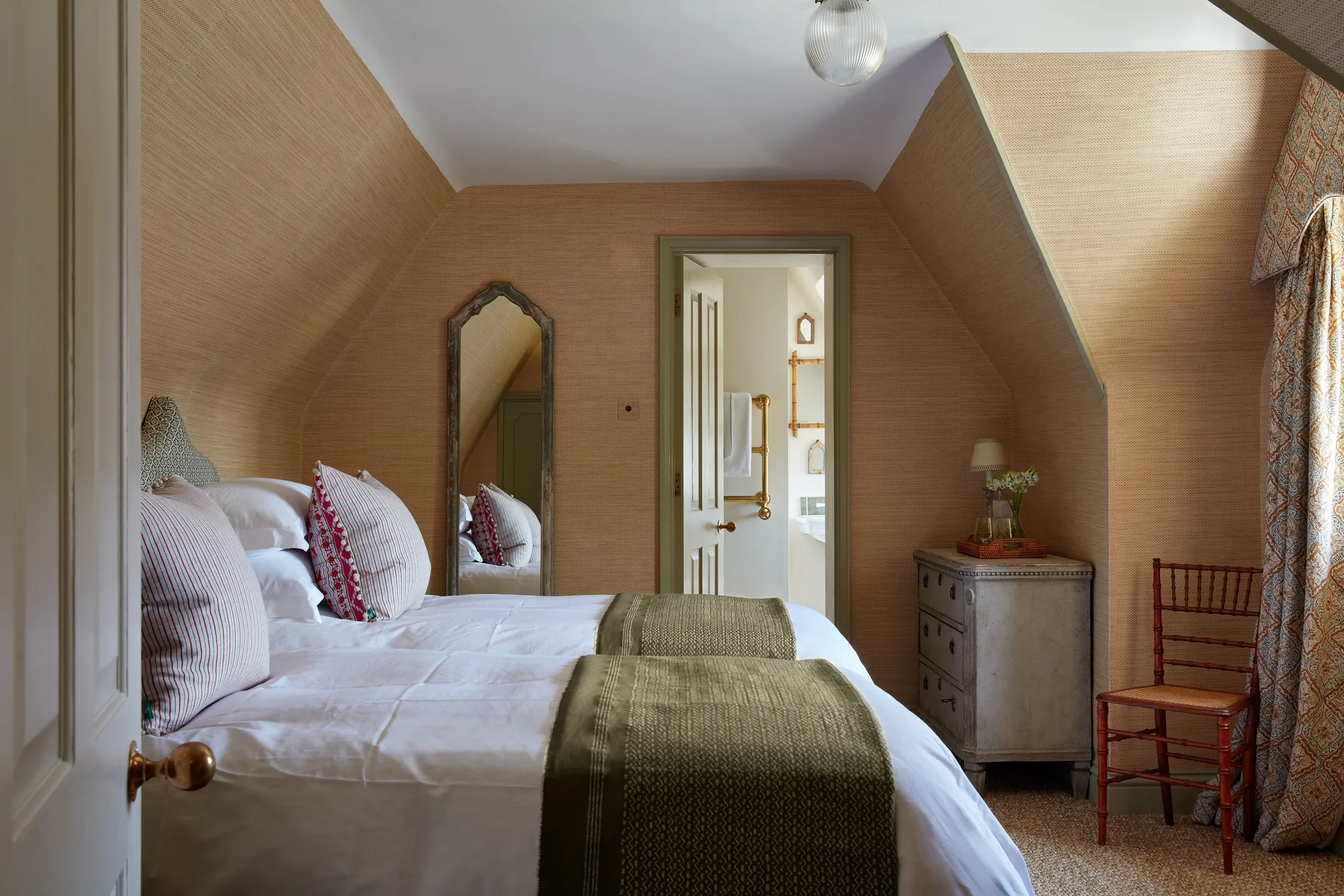 Luxury-Cotswolds-Cottage-To-Rent-For-Holiday-Burford-13