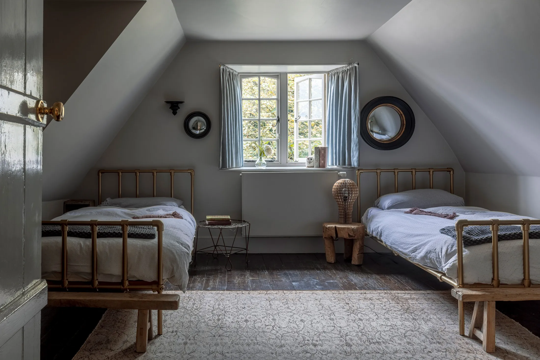 Luxury-Cotswolds-House-For-Holiday-Rental-Castle-Grove-Broughton (3)