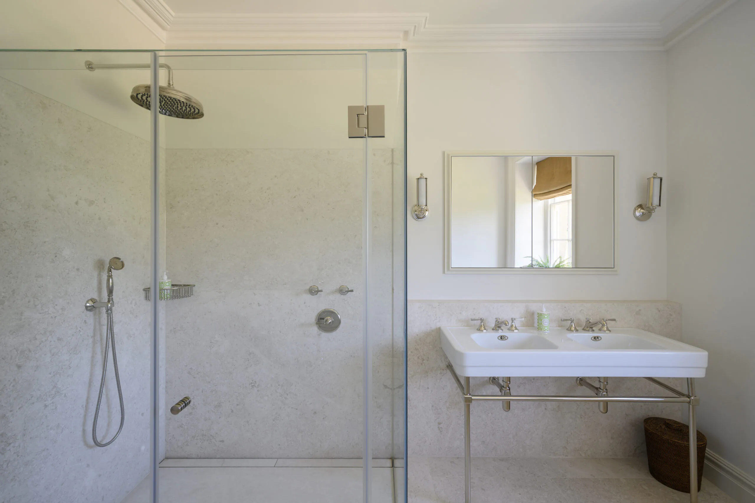Luxury-Estate-For-Holiday-Rent-Holland-Manor-Cotswolds (113)