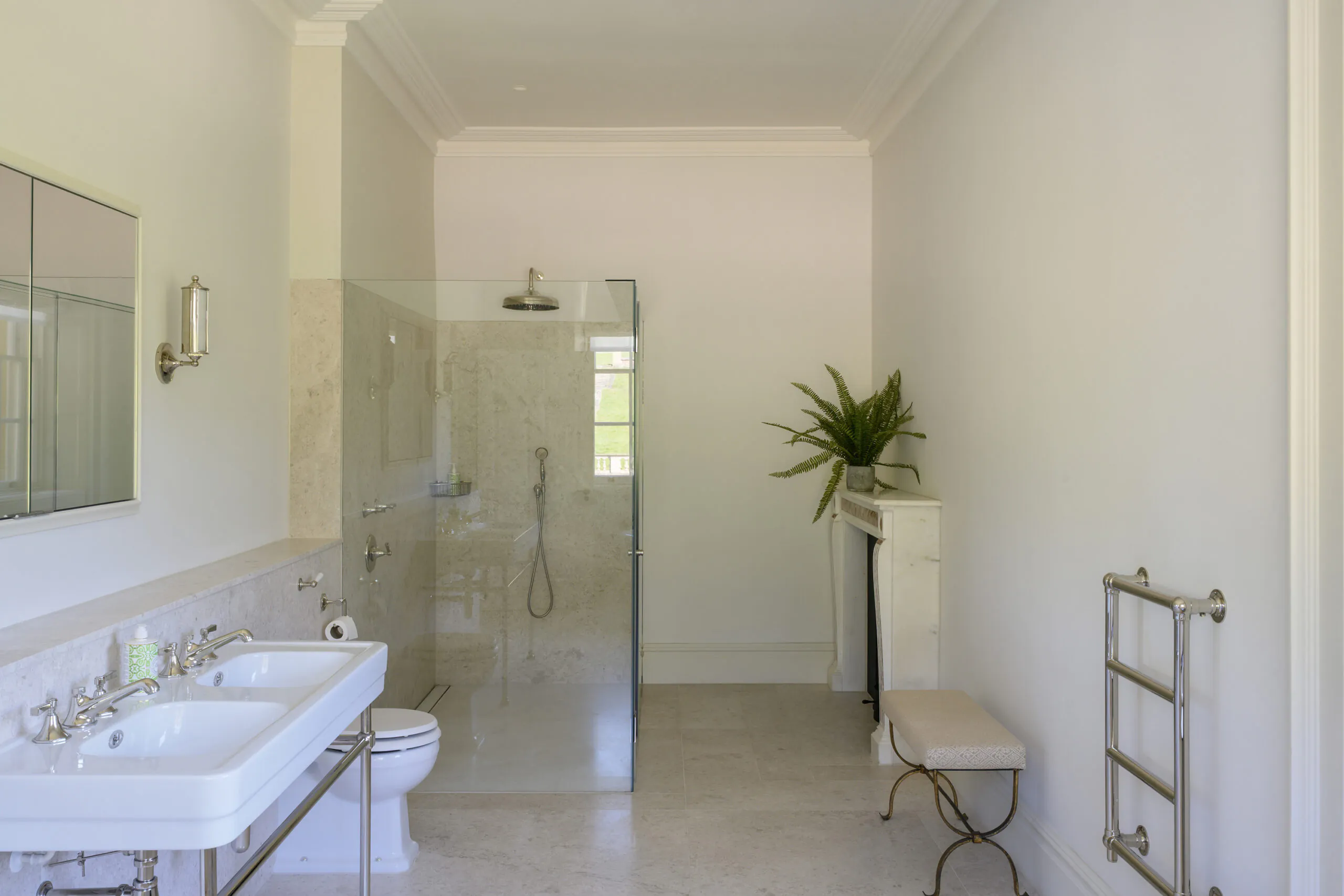 Luxury-Estate-For-Holiday-Rent-Holland-Manor-Cotswolds (144)