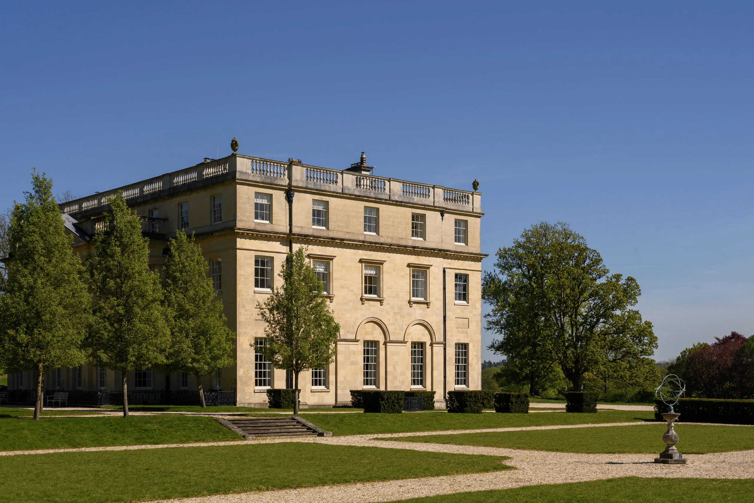 Luxury-Estate-For-Holiday-Rent-Holland-Manor-Cotswolds (24)