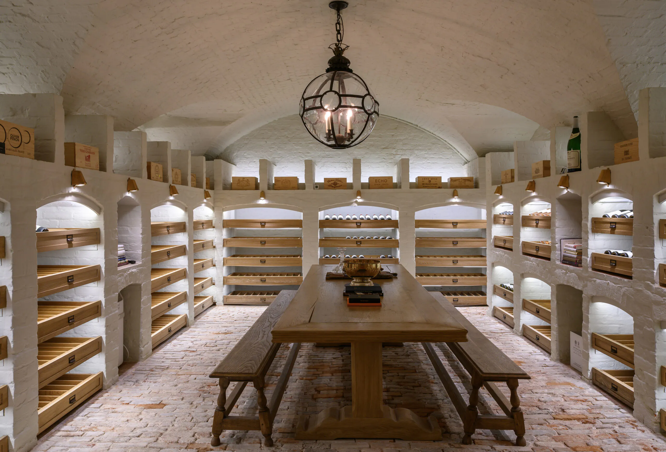 Luxury-Estate-For-Holiday-Rent-Holland-Manor-Cotswolds (4)