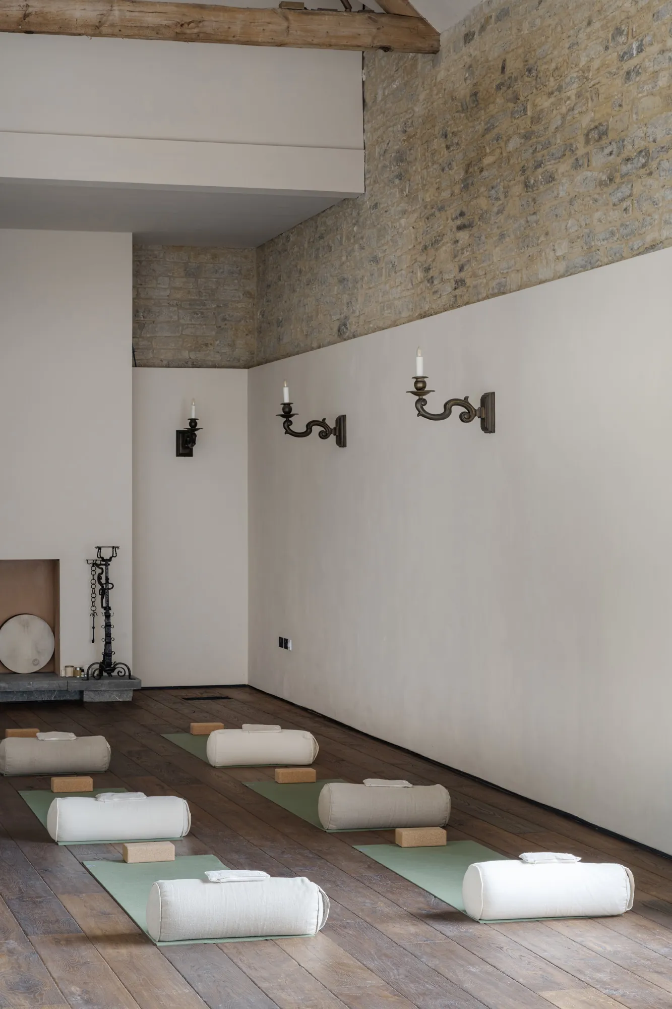 Luxury-Estate-For-Holiday-Rent-Winterbourne-House-Somerton-The-Cotswolds-Country (104)