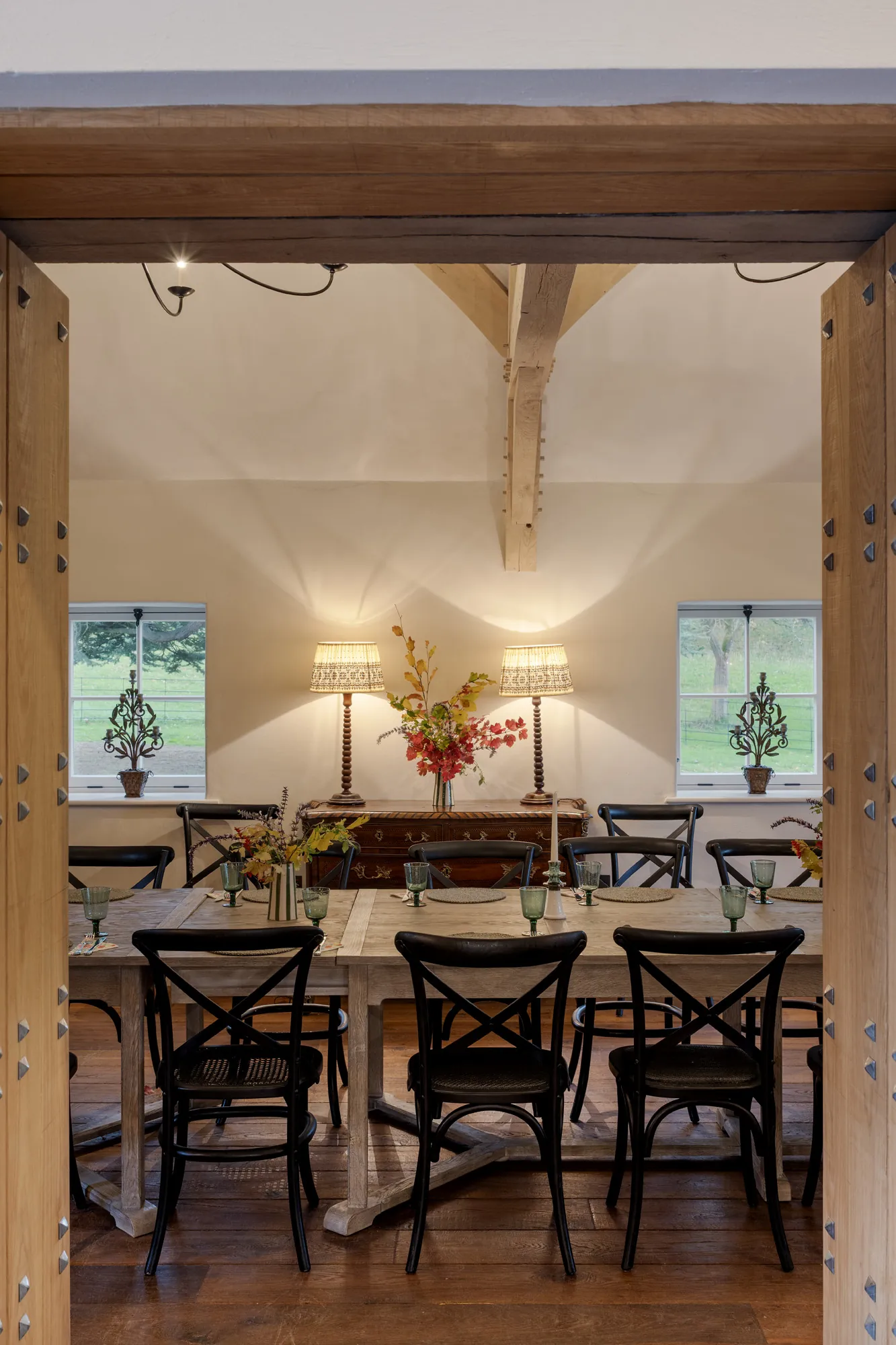 Luxury-Estate-For-Holiday-Rent-Winterbourne-House-Somerton-The-Cotswolds-Country (111)