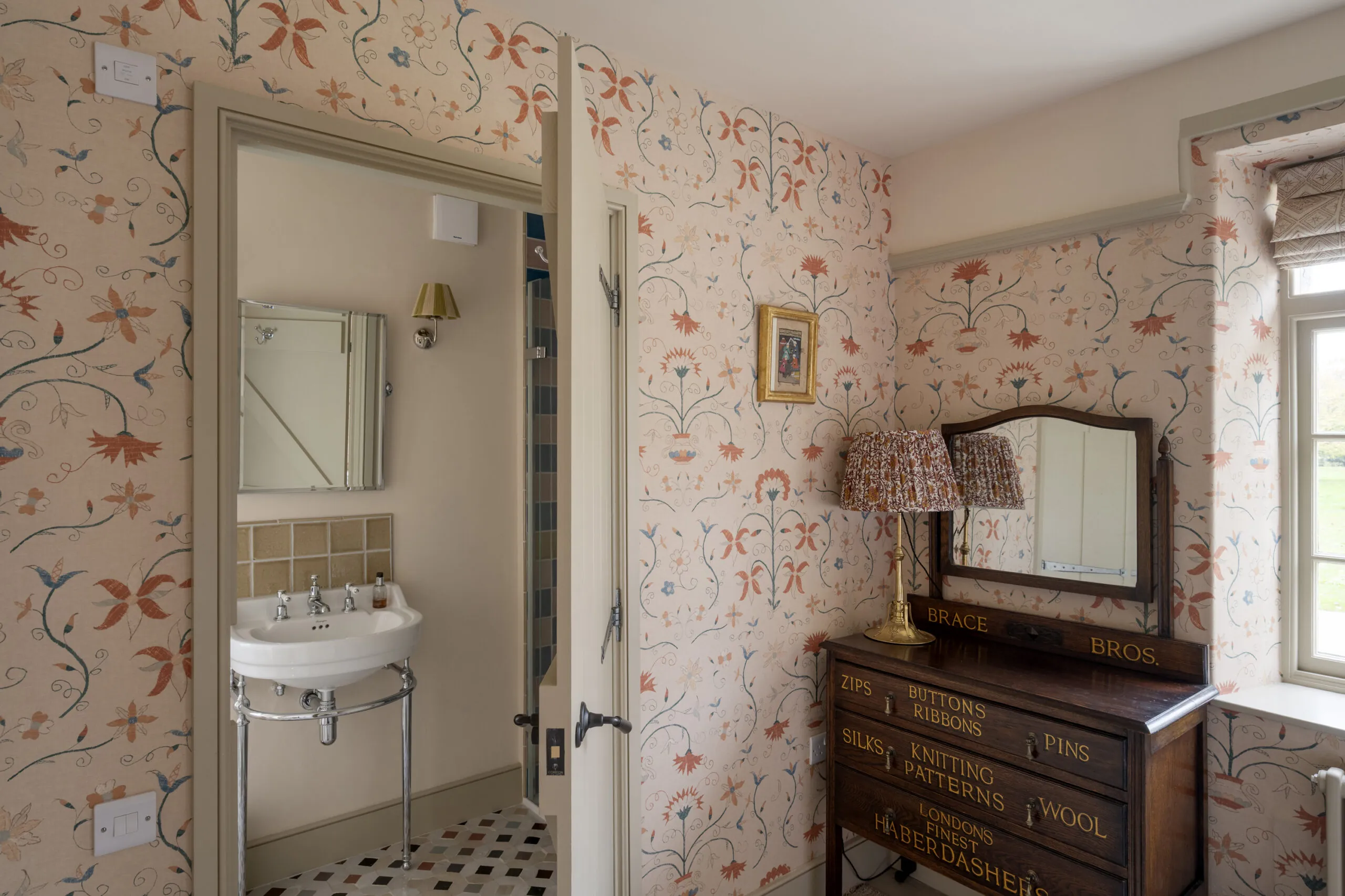 Luxury-Estate-For-Holiday-Rent-Winterbourne-House-Somerton-The-Cotswolds-Country (80)