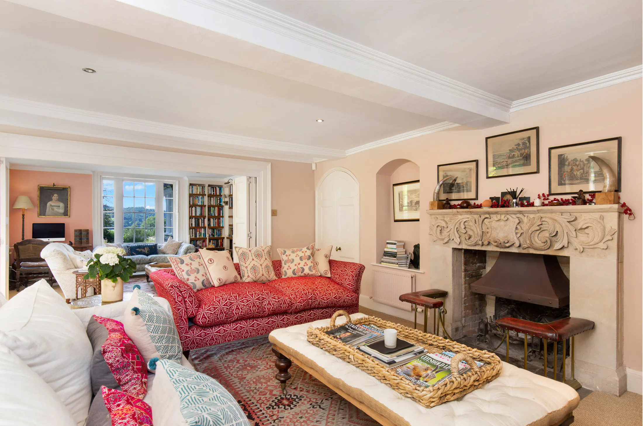 Luxury-Hall-For-Holiday-Rosewood-Cotswol (69)